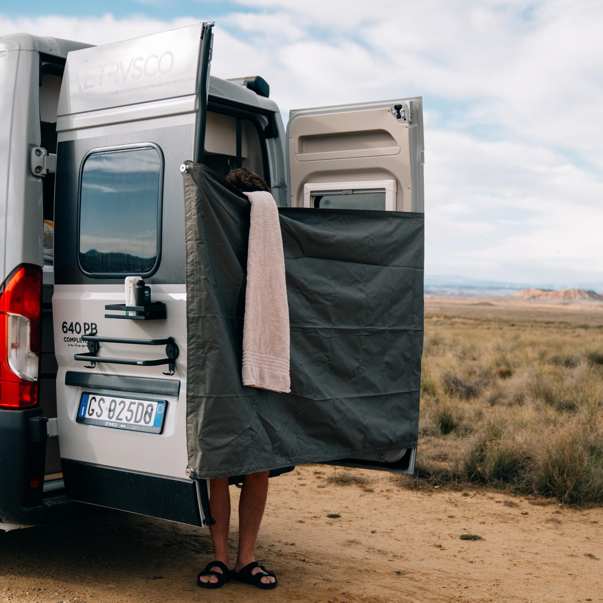 Campnetic Sichtschutz & Duschvorhang mit Magnethalterung - Einfaches Anbringen ohne Bohren - Offroad Zubehör - Camper Zubehör - komplettes Set inkl. praktischem Aufbewahrungsbeutel