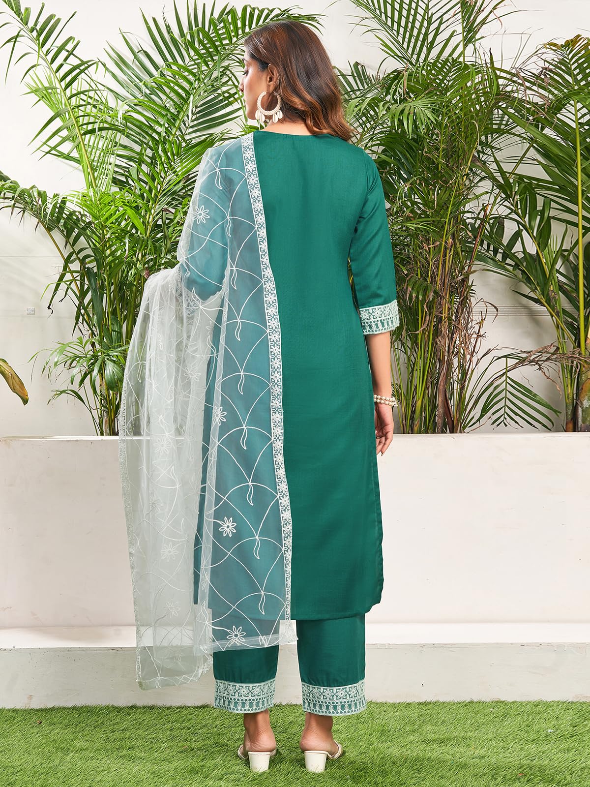 Sanisa Women's Cotton Blend Sequence And Embroidery Work Straight Kurta With Pant And Dupatta Set (193Kbd2054N-M_Teal Green2)