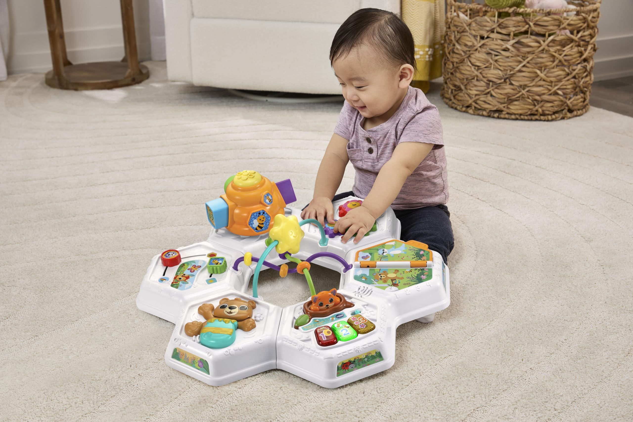 VTech Baby Busy Bee Table d'activité, Jeu interactif, chansons et mélodies, développe la motricité, Le développement sensoriel, la Cause et l'effet, Convient aux Enfants de 6, 9, 12 Mois et Plus
