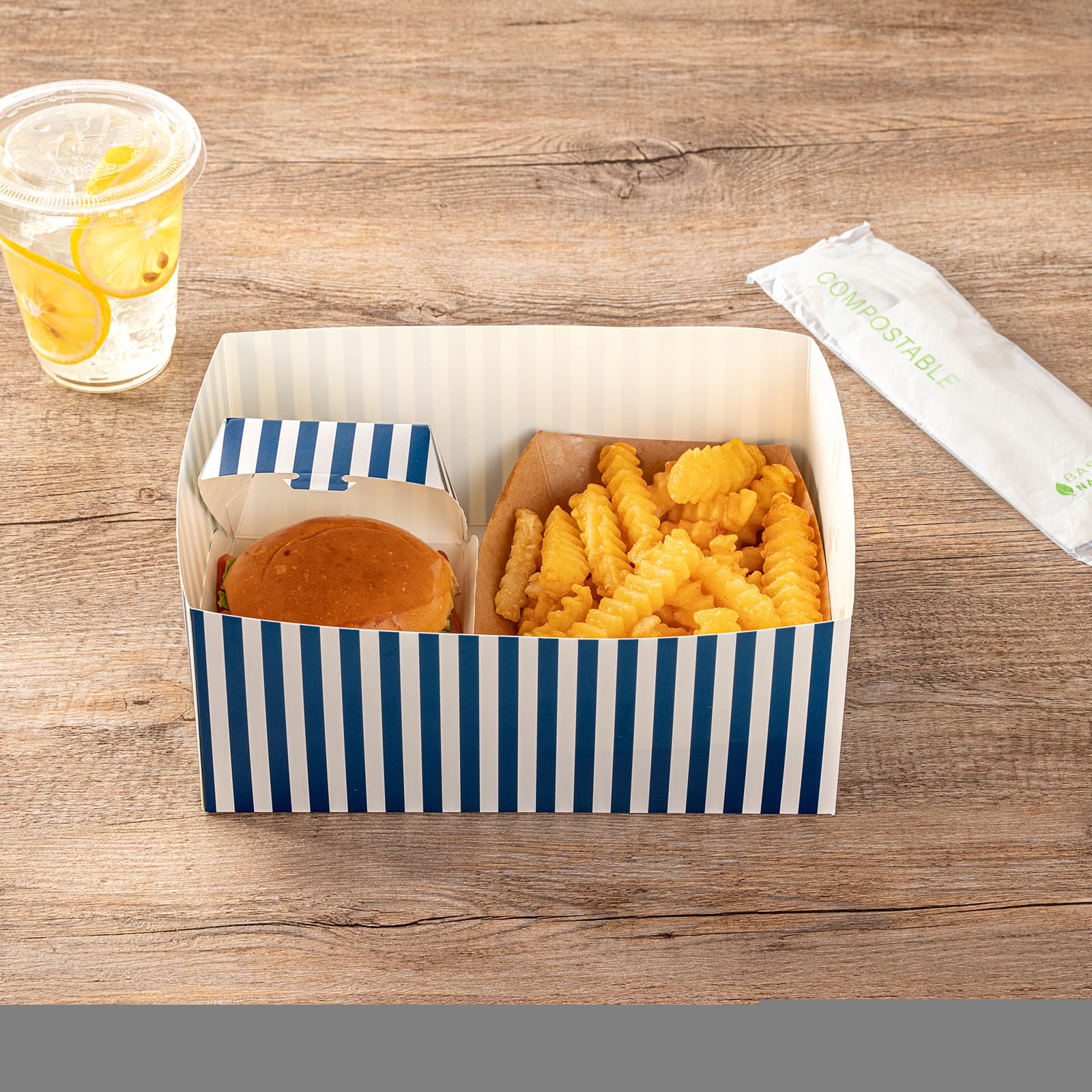 Bio tek Bandejas de Hamburguesas de 8.4 x 6.1 x 3.5 Pulgadas, 100 bandejas Desechables de Papel para Alimentos, sostenibles, Resistentes, bandejas de Aperitivos de película de Papel Azul y Blanco,