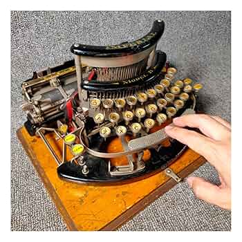 ヒサarchi TYPEWRITER ALLINONE 61rQ959lXlL._UF350,350_QL50_.jpg