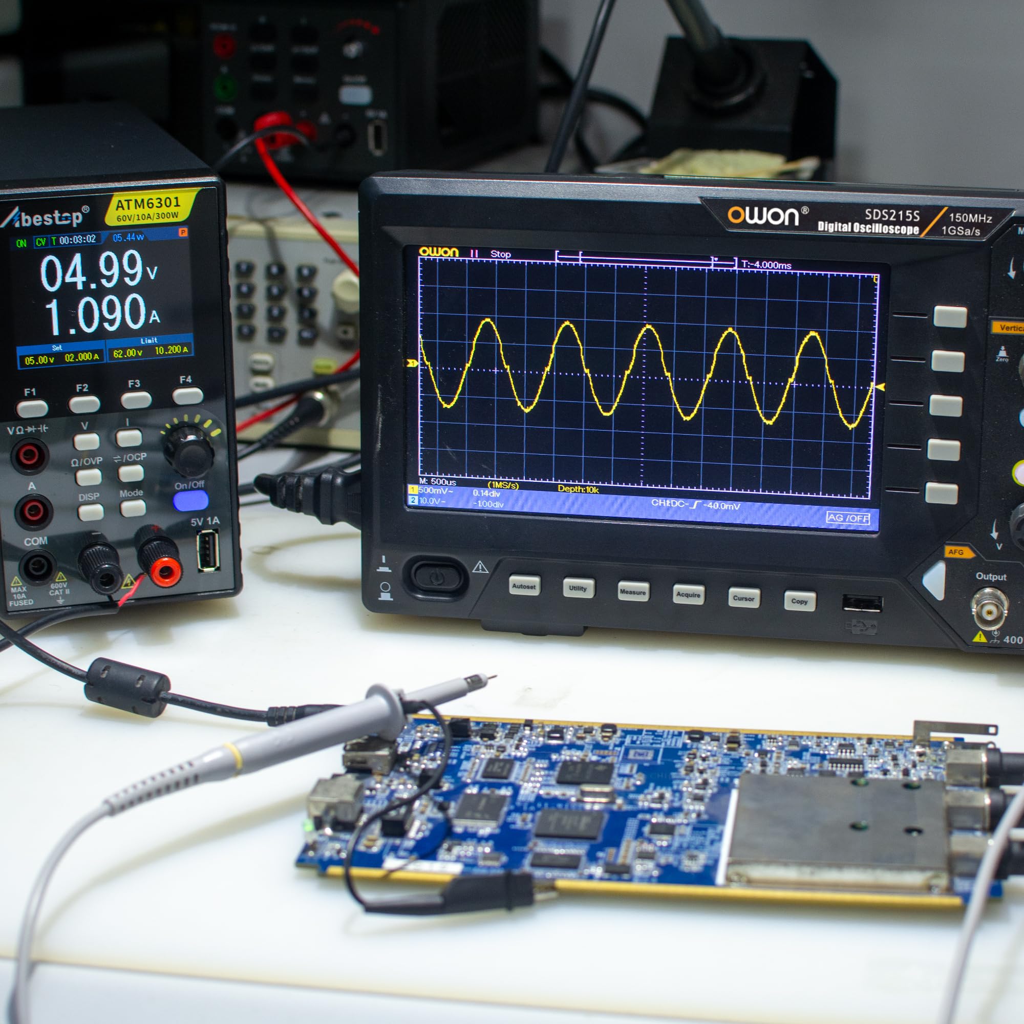 SDS215S OWON oscyloskop 2 + 1 kanał, szerokość pasma 150 MHz, oscylograf stołowy ze źródłami sygnału 25 MHz, obsługuje 30 automatycznych pomiarów kształtu fali (2+1CH/150 MHz/SDS215S)