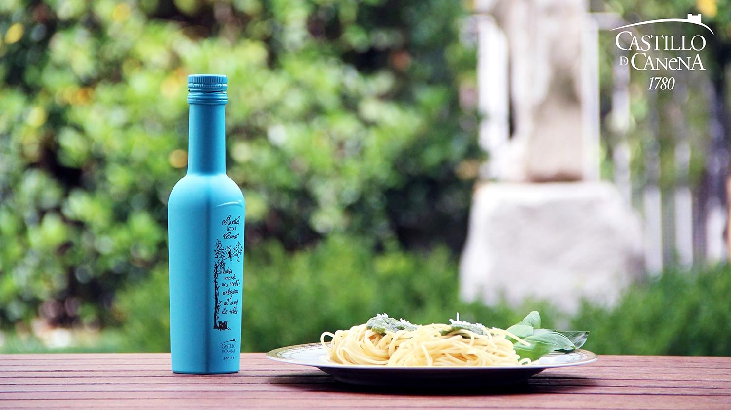 Castillo de Canena Smoked Arbequina Extra Virgin Olive Oil – SOFI Award Winner – Naturally Wood Smoked Spanish EVOO – Cold Pressed, Cold Smoked, Smooth & Delicate – 250ml