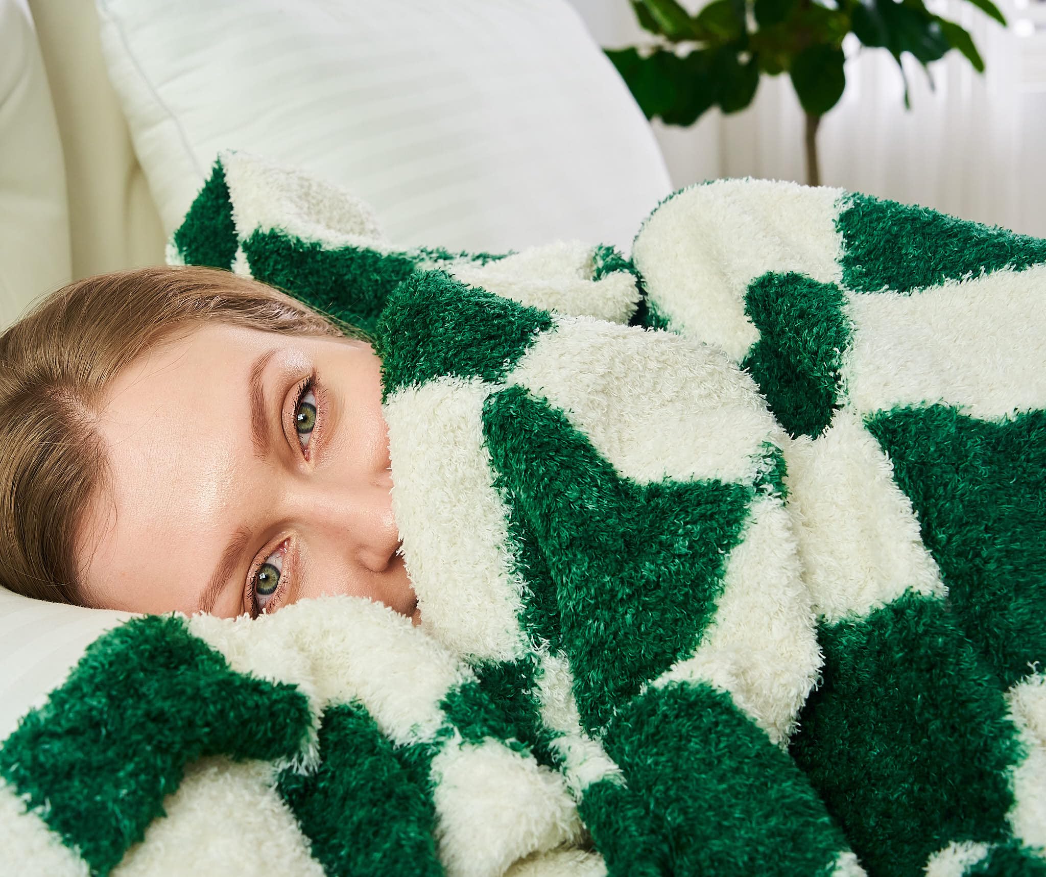 Qeils Checkered Blanket Microfiber Super Soft Knit Forest Green Throw Blanket for Couch, Sofa, Chair, Bed, Camping, Lightweight Travel Bed Blanket - 60"*80": 60*80 Green Plaid