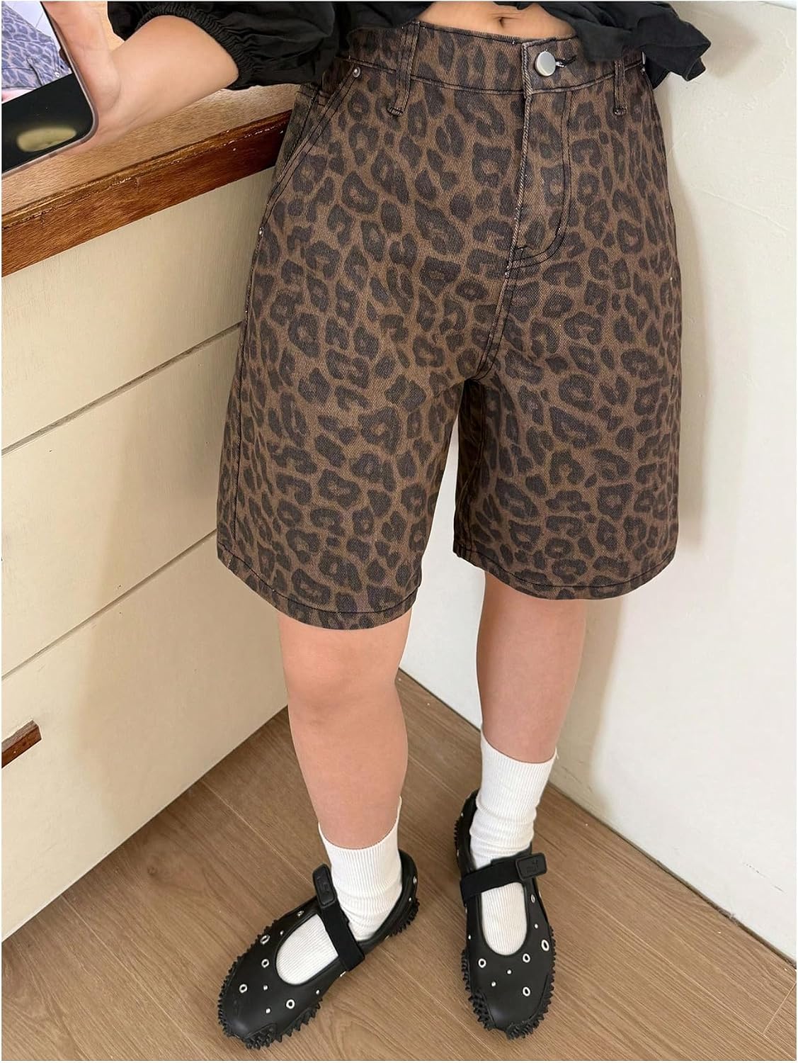 OYOANGLE Girl's Y2k Leopard Print Denim Shorts Straight Leg Casual Bermuda Jean Shorts Streetwear