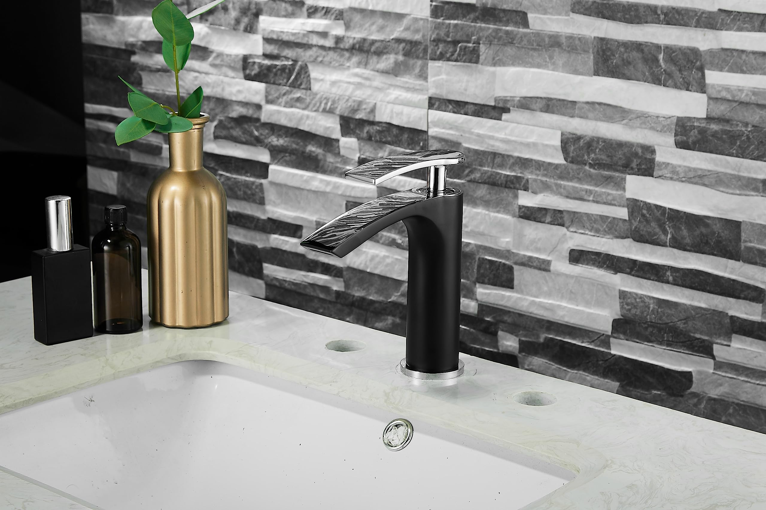 Mitigeur de salle de bain cascade en laiton pour réguler eau froide et chaude