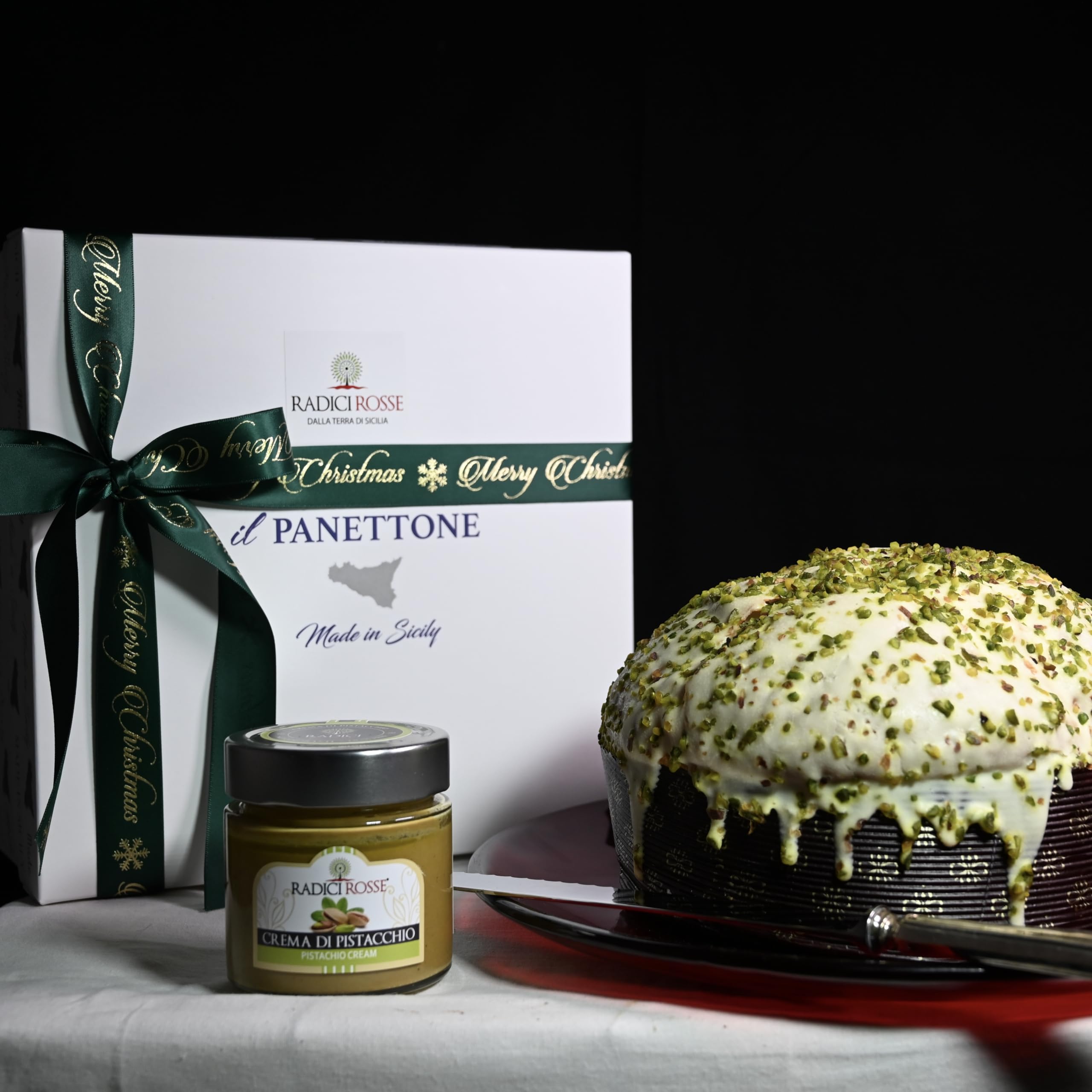 Panettone à la pistache glacée chocolat blanc et grain de pistache avec pot de crème de pistache, poids total 1 kg