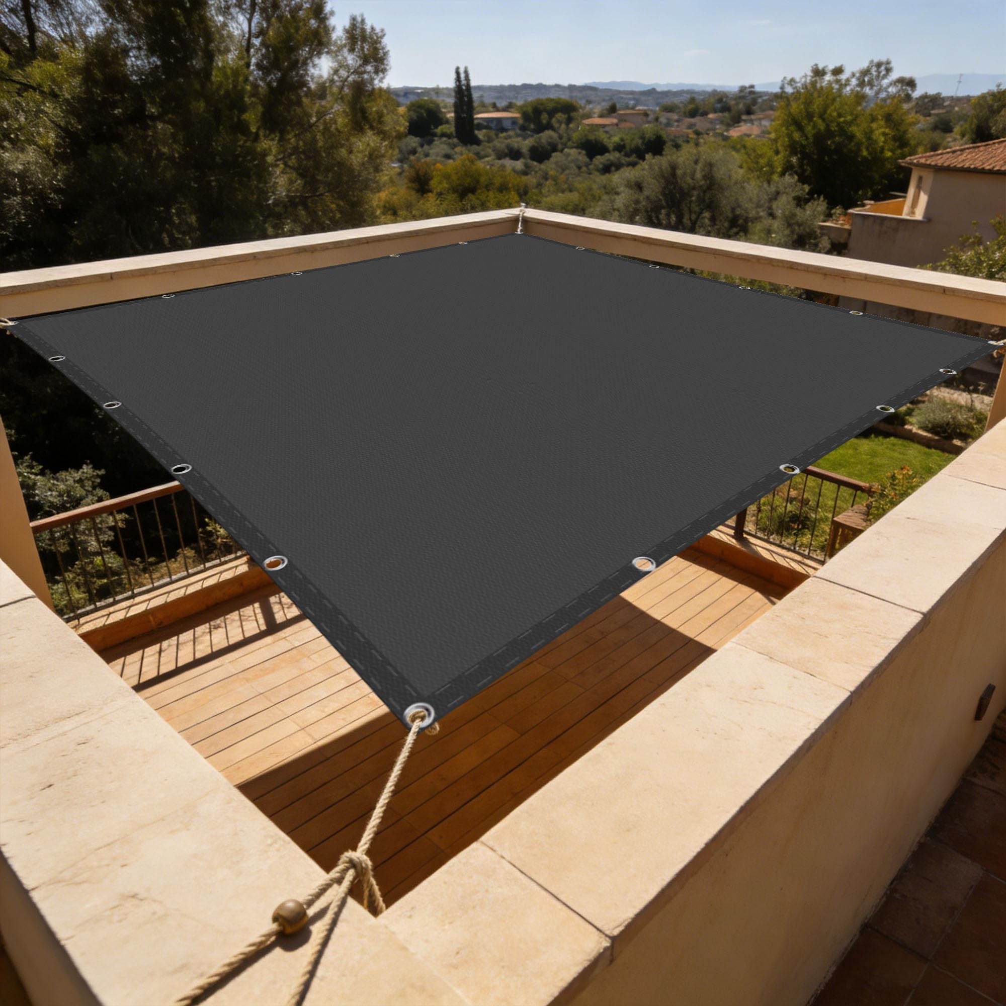 Voile d'ombrage étanche contre la chaleur et la pluie sur la terrasse