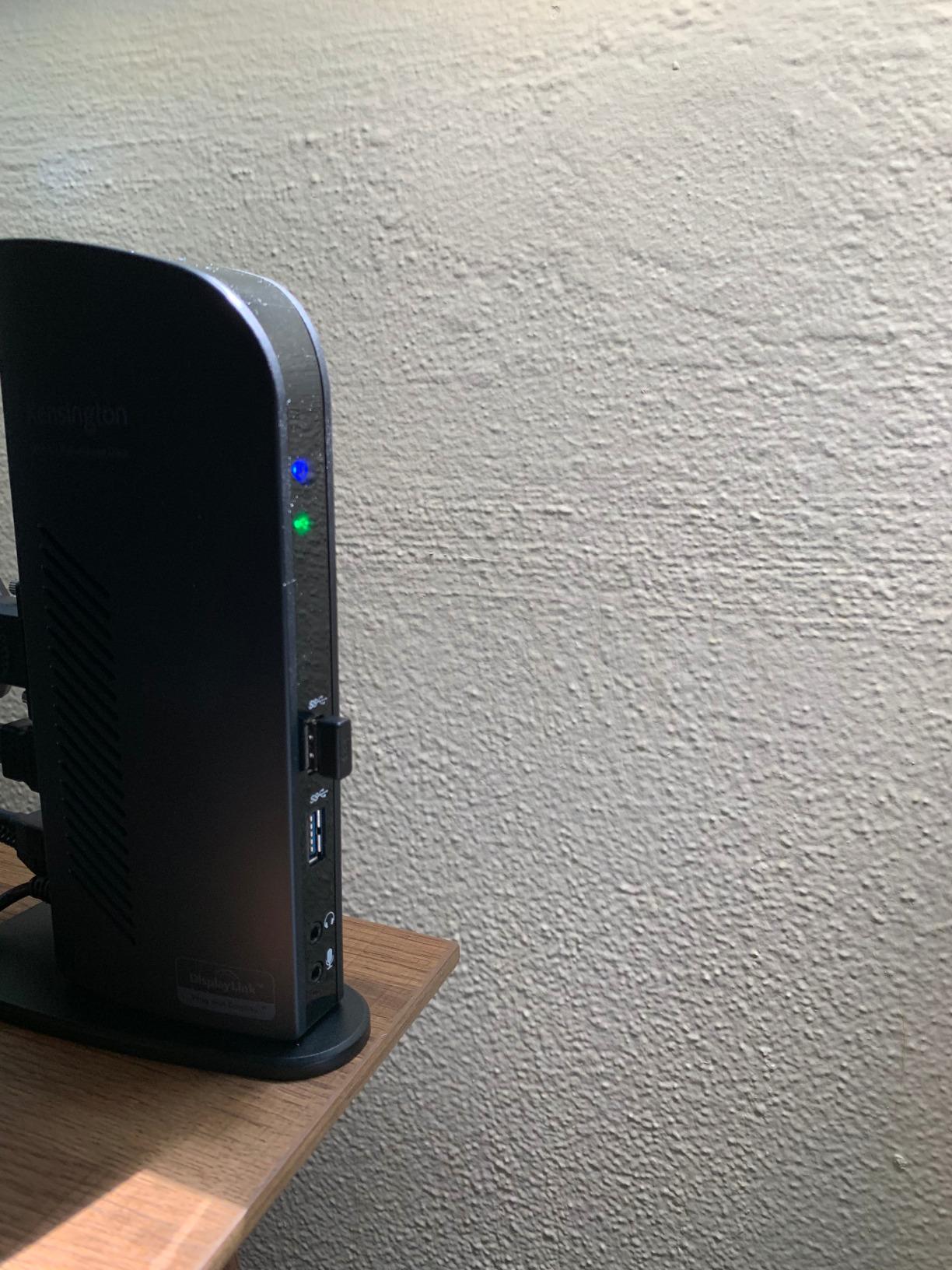 Dual monitors with my Mac and windows (Extended! not mirror). EASY!!