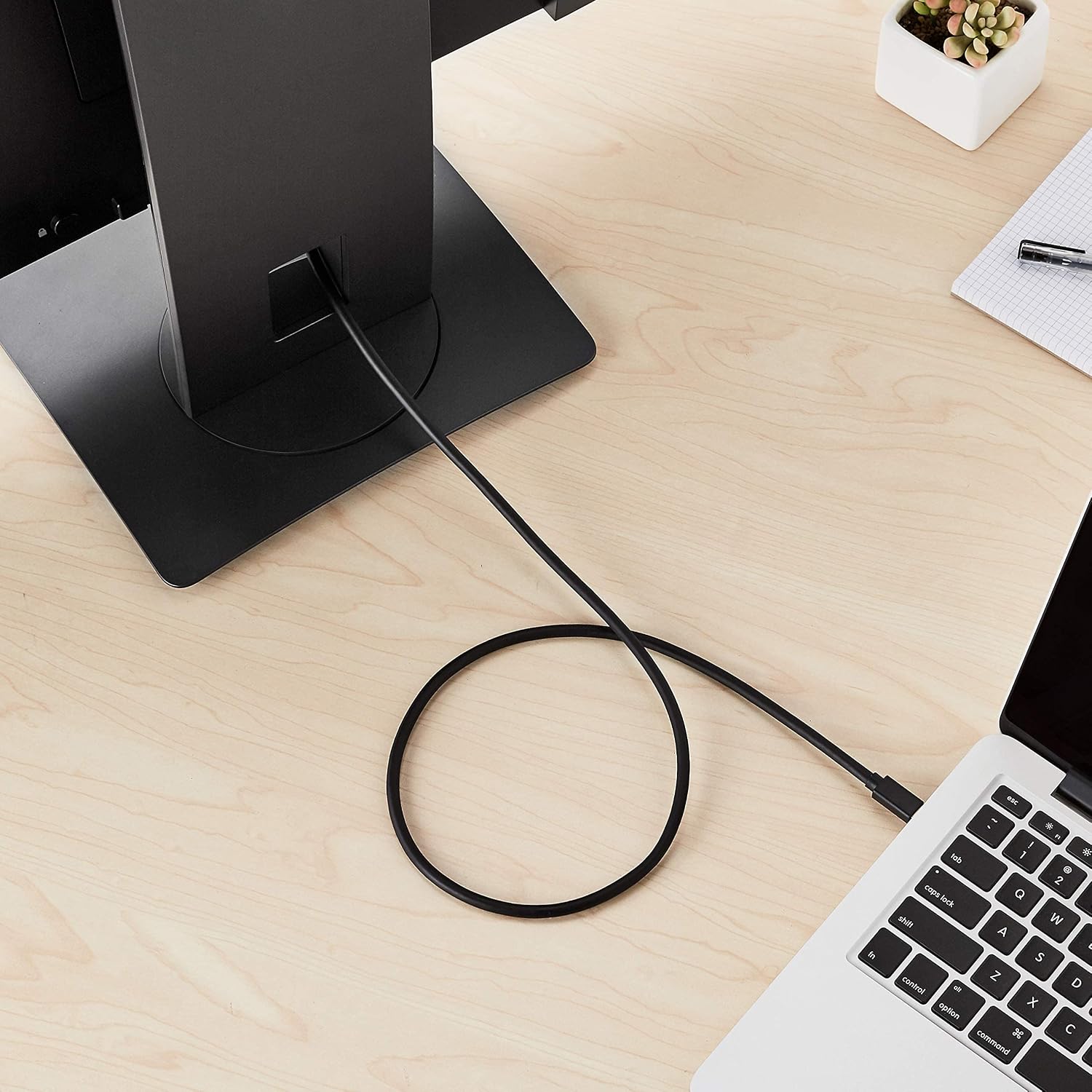 Amazon Basics Mini DisplayPort to HDMI Cable - 3 Feet