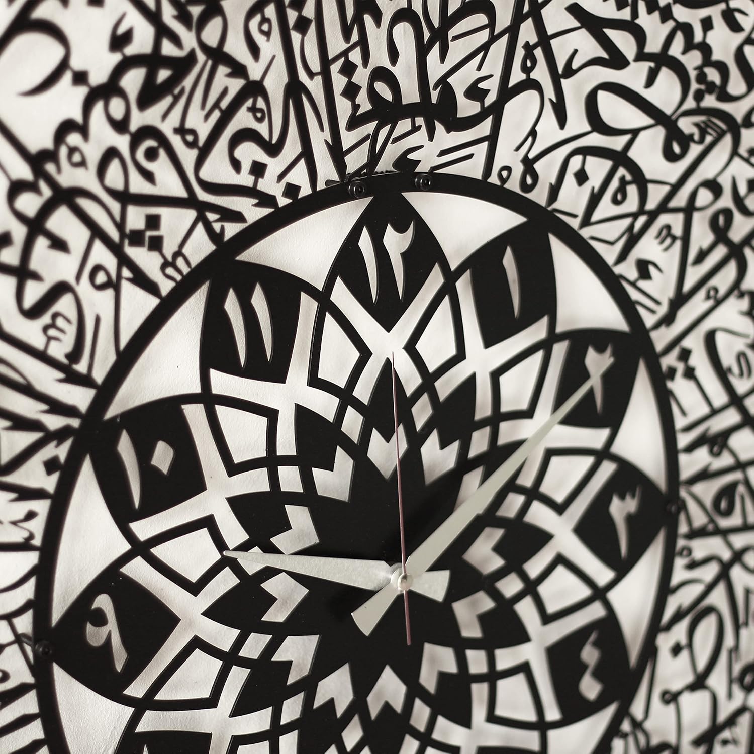 iwa concept Ayatul Kursi Metal Islamic Clock | Islamic Ramadan Wall Decorations | Modern Muslim Housewarming Gift | Arabic Calligraphy | Quran Wall Art (Black)