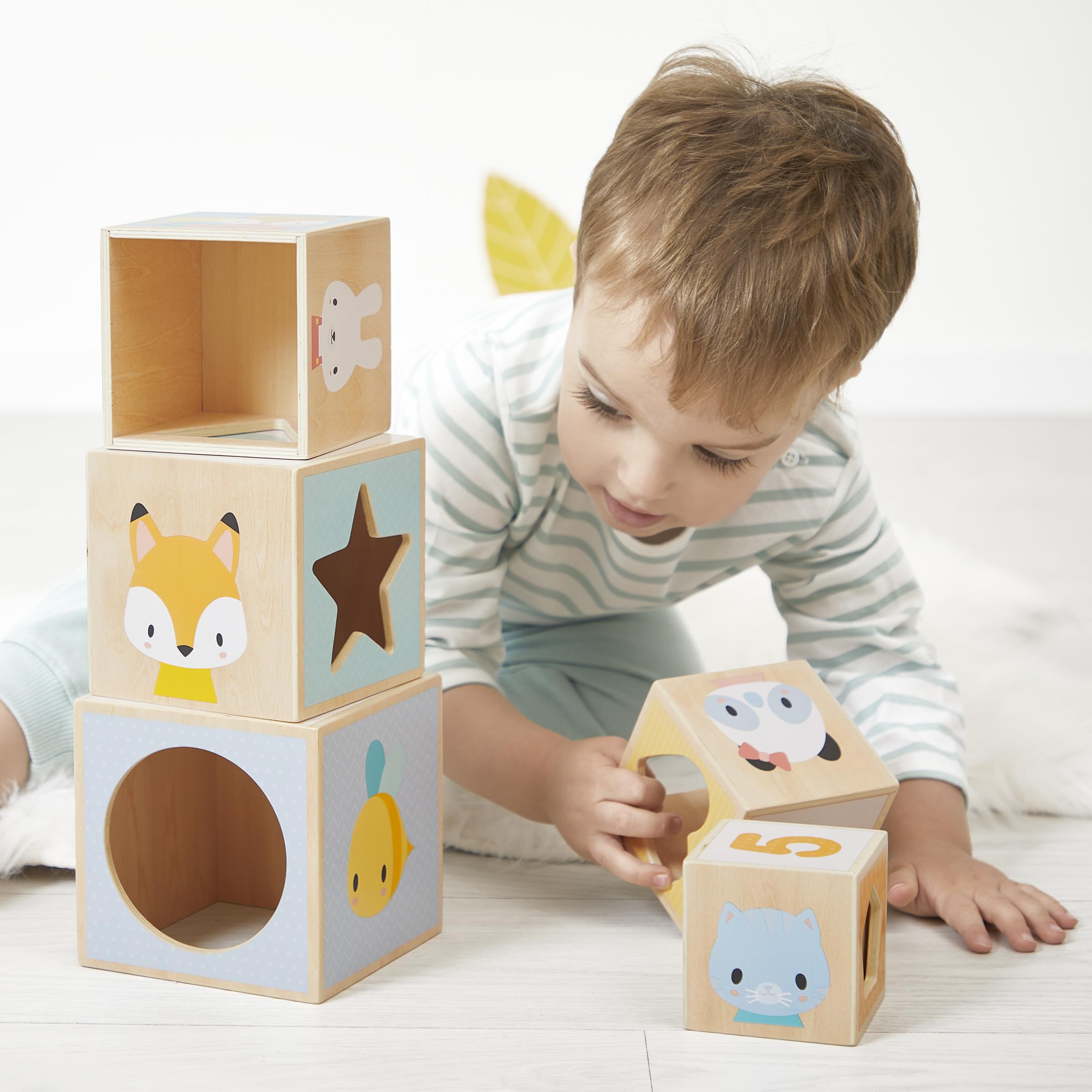 Janod Pyramide en Bois d'Éveil-6 Cubes à Empiler-Jouet d'Empilement d'Encastrement-Développe Dextérité et Imagination-Premier âge-da 12 miesięcy, J05147