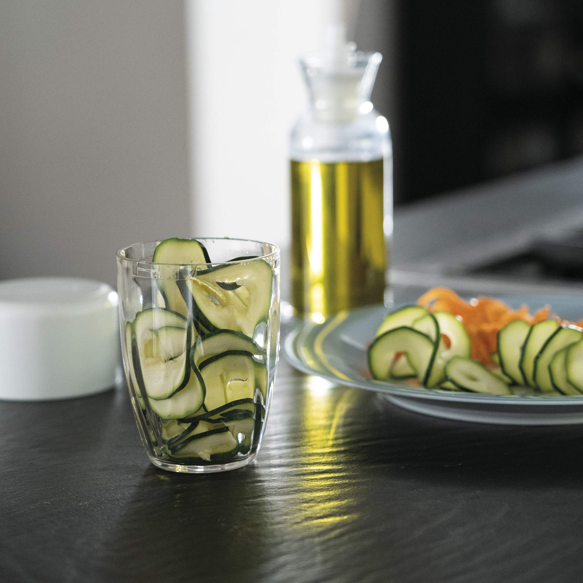 Amazon｜Guzzini スパイラルベジタブルカッター SPIRALIZE&GO 17050011