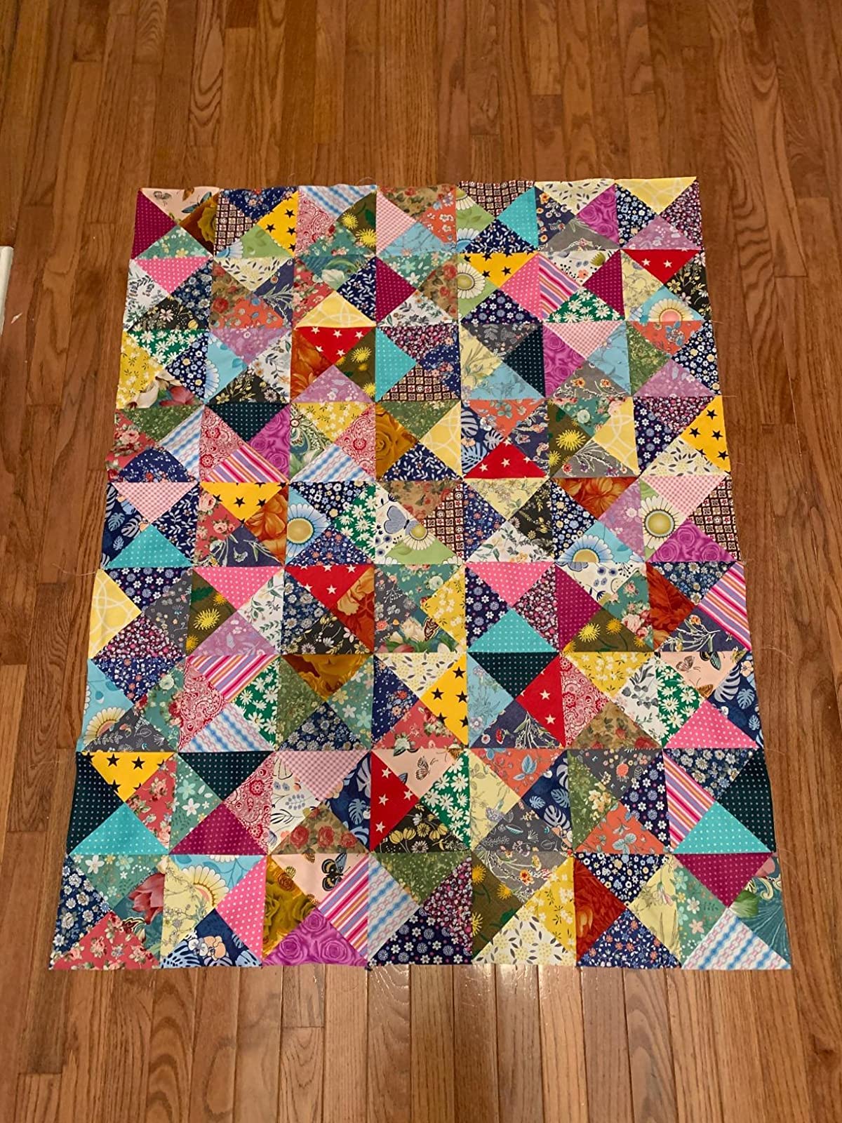 200 PCS 4" x 4" Floral Precut 100% Cotton Fabric Squares Fabric Bundles for Sewing & Quilting