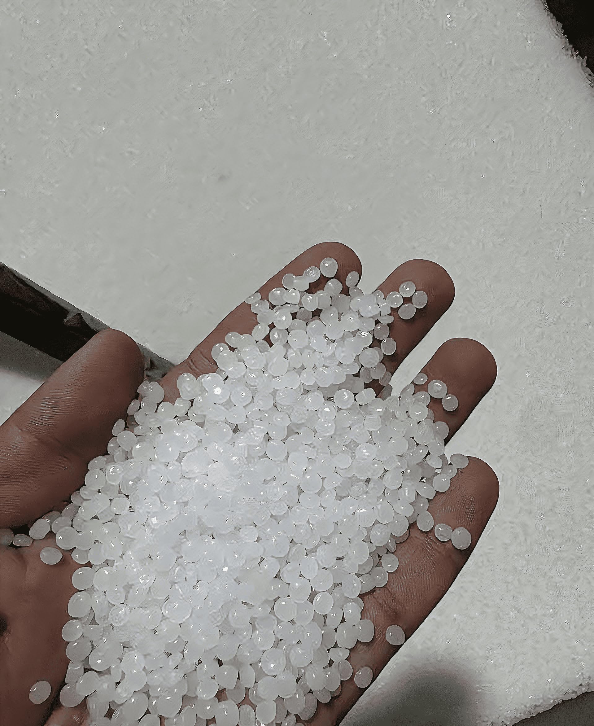 Red Antigranizo y Antiaves de HDPE con Diseño Diamantado,40 g/m² Súper Resistente,Protección UV y Antienvejecimiento,Ideal para Jardines,Granjas y Huertos,con Guantes de Trabajo Incluidos