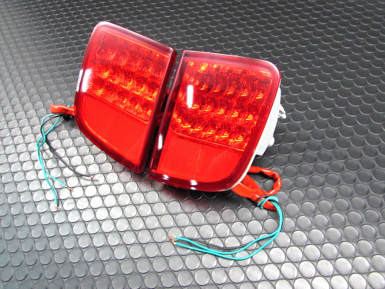 Amazon.co.jp: BRIGHTZ ランクル 200 202 前期 中期 LEDリフレクター 