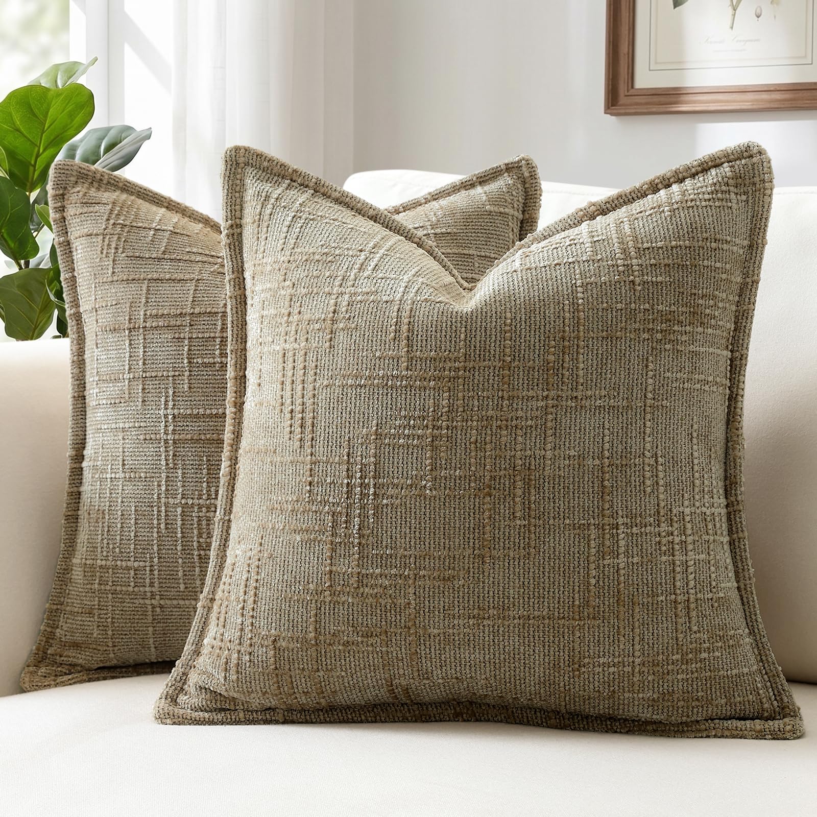 Sungeek Pack of 2 Oatmeal Chenille Textured Decorative Cushion Covers, Soft Cozy Bound Edge Design Cushion Case, Solid Farmhouse Square Pillow Case for Couch Sofa Bed Living Room, 45x45cm