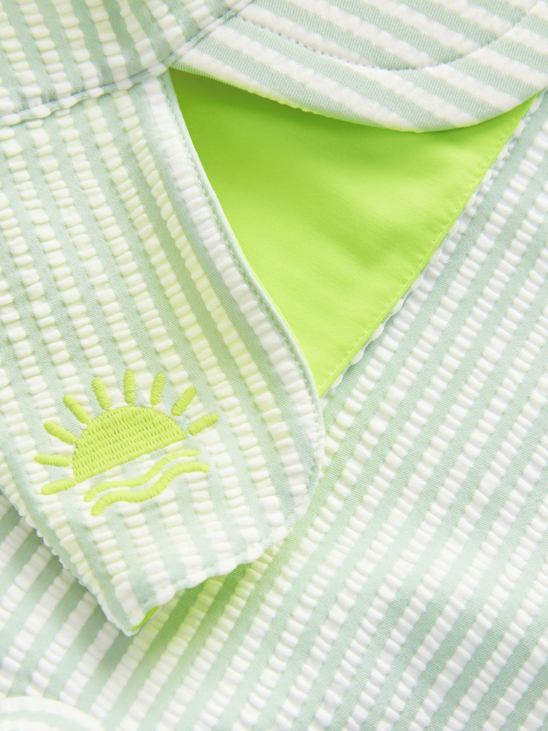 NEXT Niños Conjunto de bañador y Gorro con protección Solar