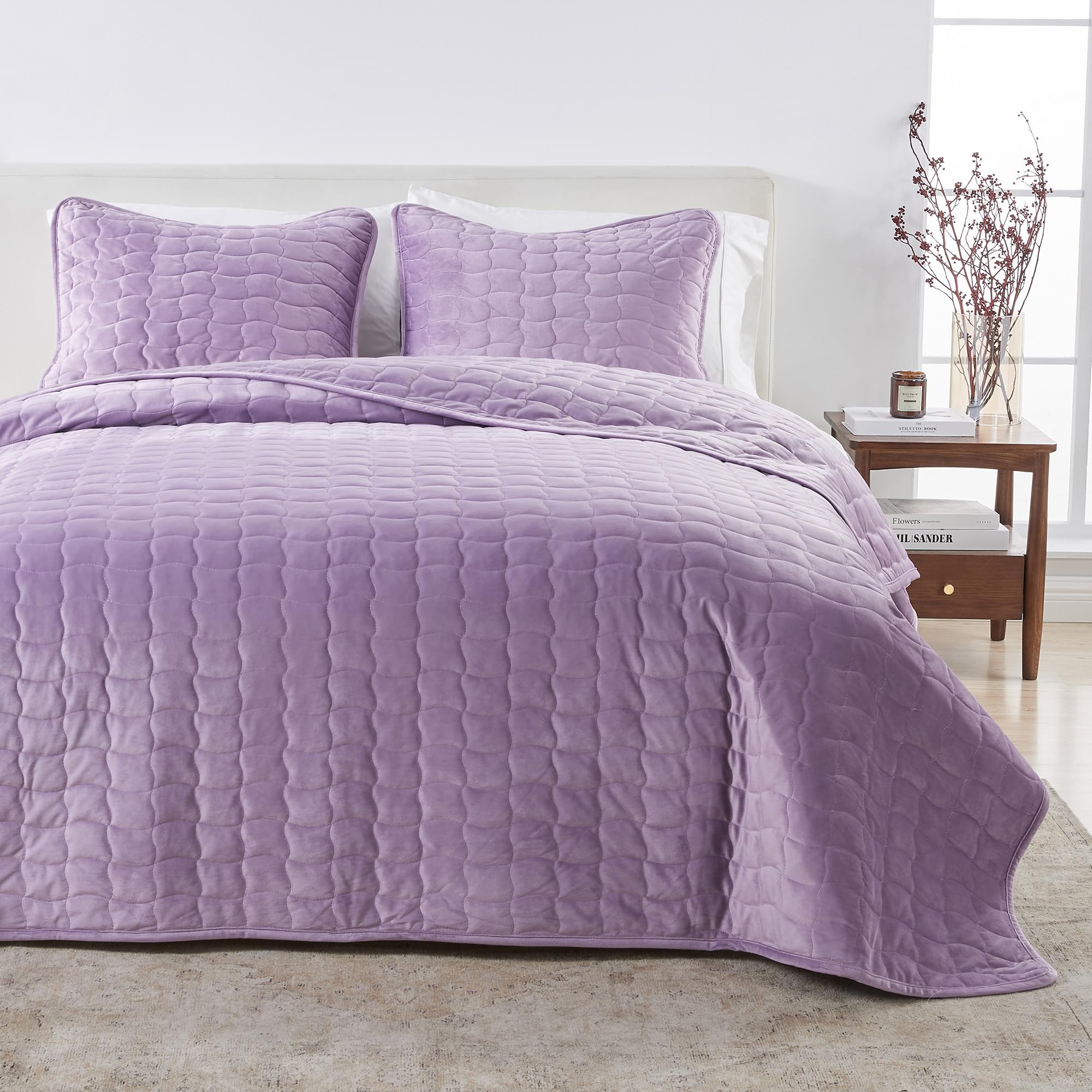 Great Bay Home Velvet Quilt