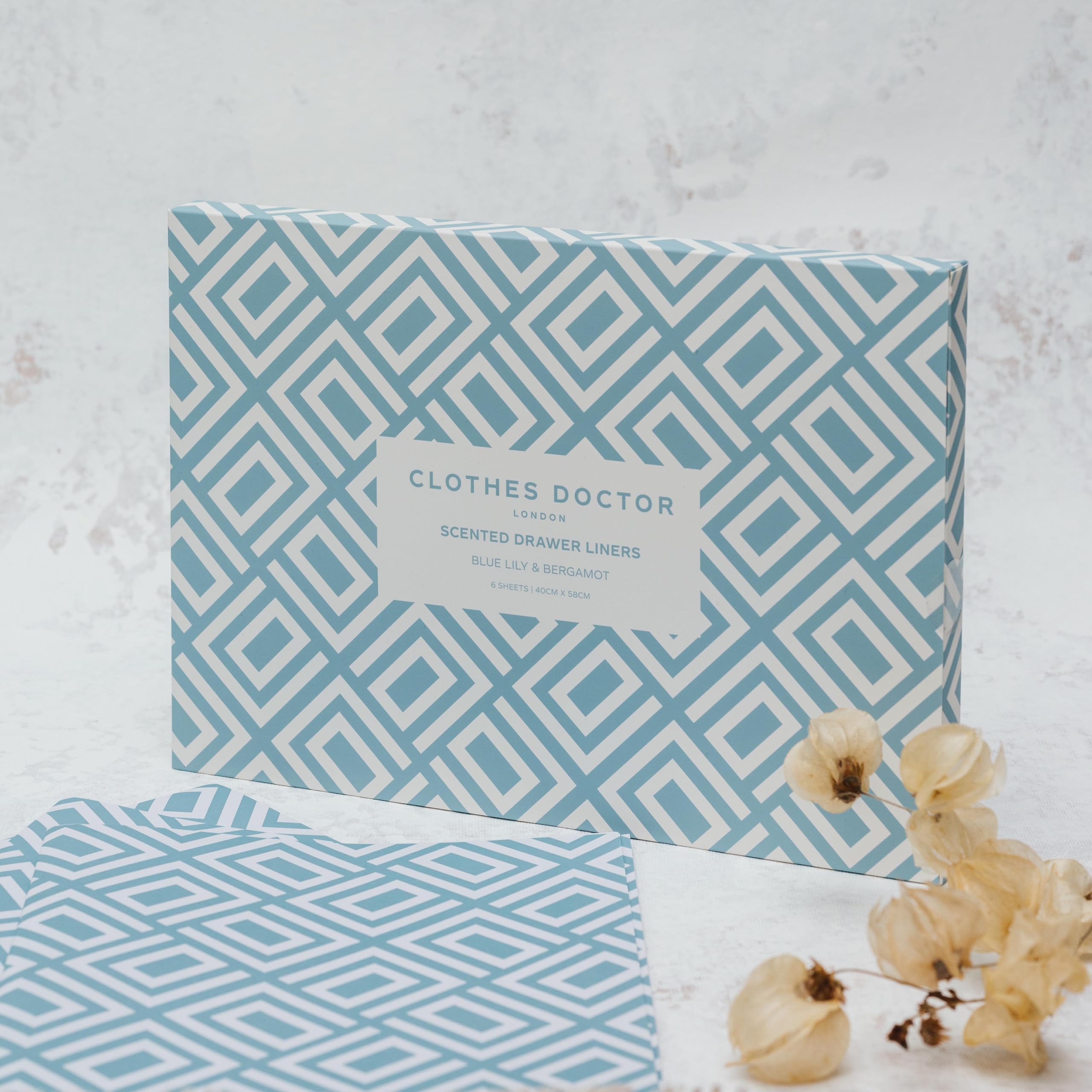 Scented Drawer Liners Infused with Essential Oils - 6 Large Sheets (58cm x 40cm), Blue Lily & Bergamot, 40W x 58L cm - Image 4