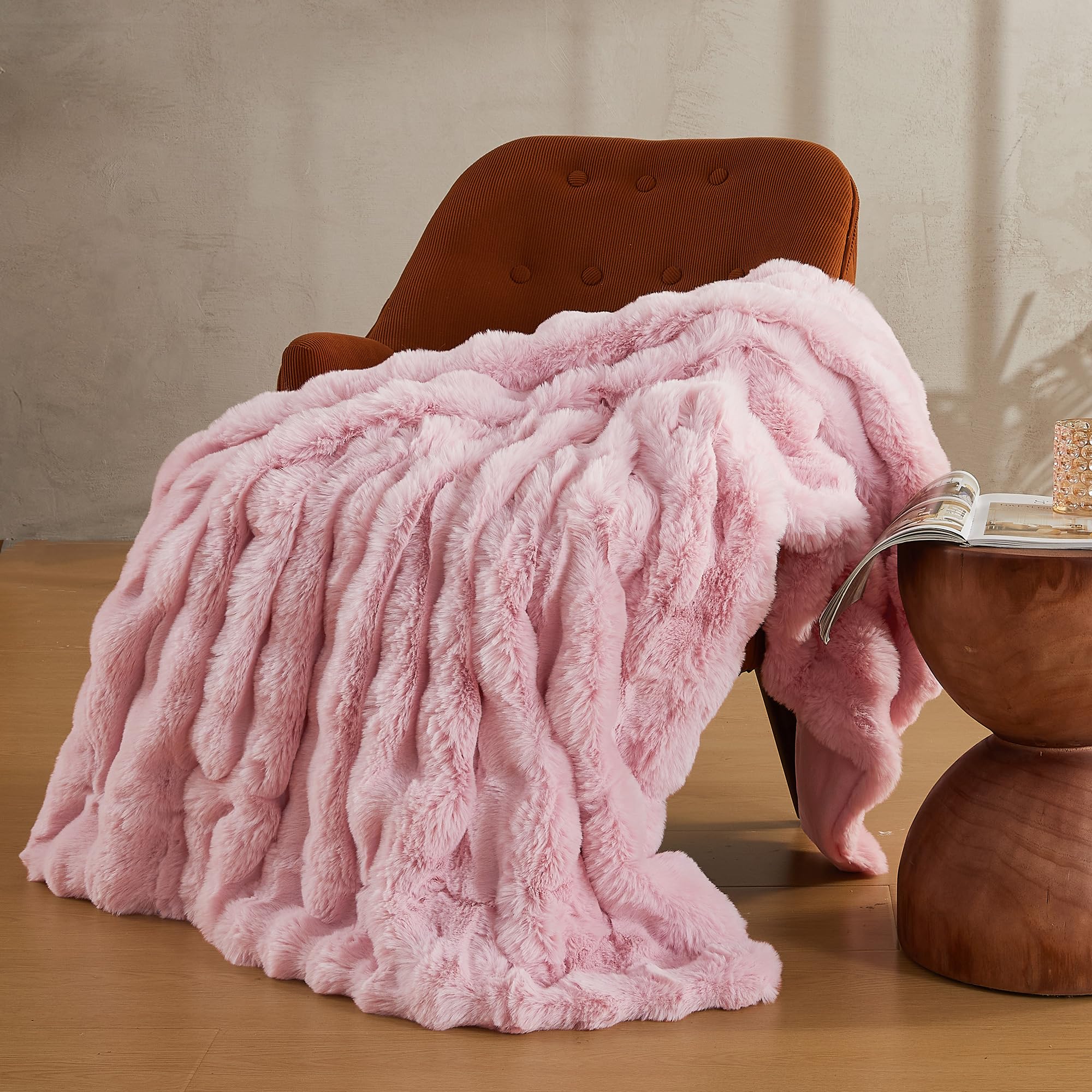 jellymoni faux fur throw blanket, pink cozy plush bubble bed blanket, thick and warm, queen (90" x 90")