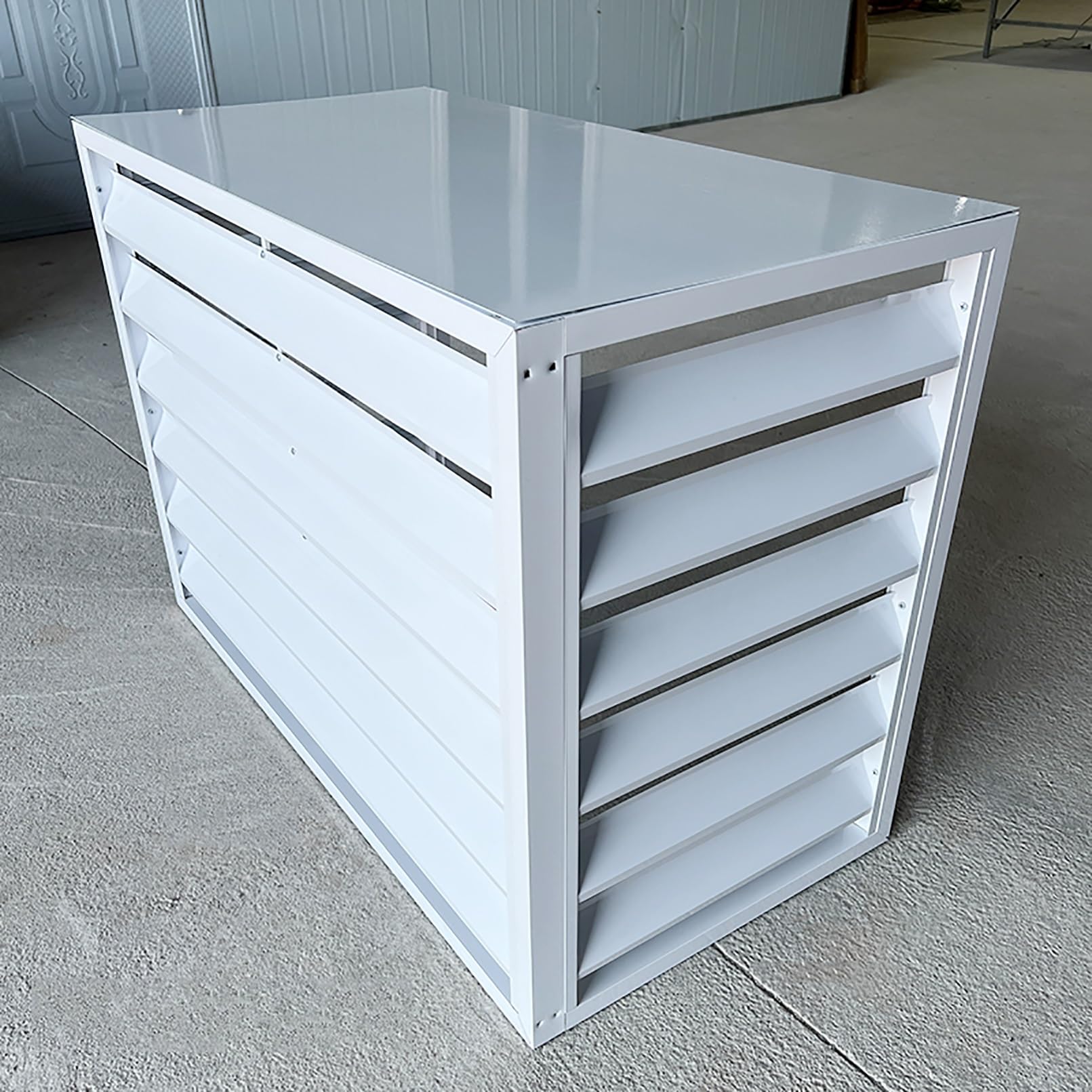 Aluminiowa osłona klimatyzatora, kratka ochronna do pomp AC i ciepła, ogrodzenie prywatności, wolnostojąca obudowa kosza na śmieci, biała, 100 x 50 x 70 cm