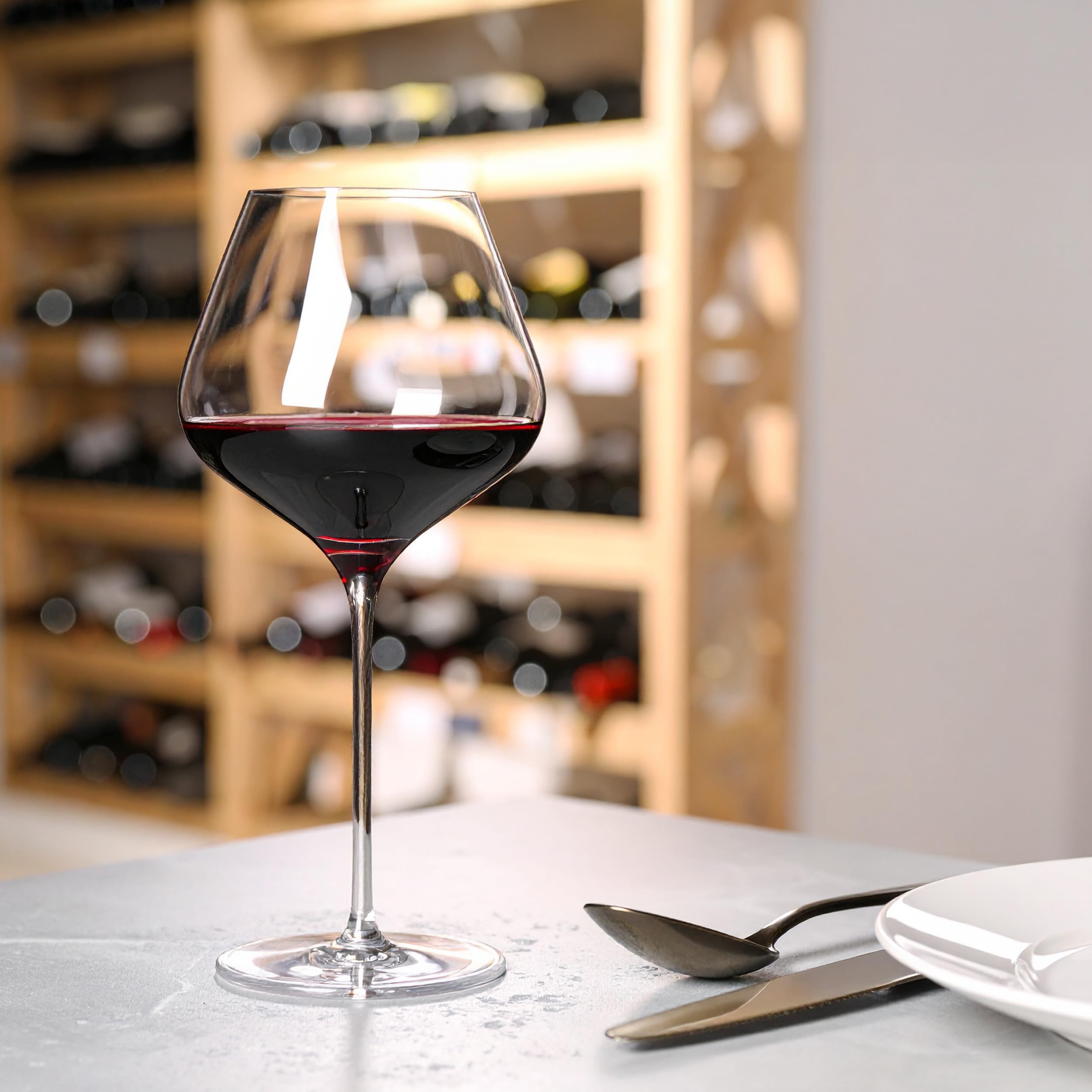 Stölzle Lausitz Q1 Grand Cru Burgundergläser Rotweingläser 870 ml, 6er-Set | Handgefertigte Grand-Cru-Burgundergläser für Burgunder, aus bleifreiem Kristallglas, stoßfest & spülmaschinengeeignet