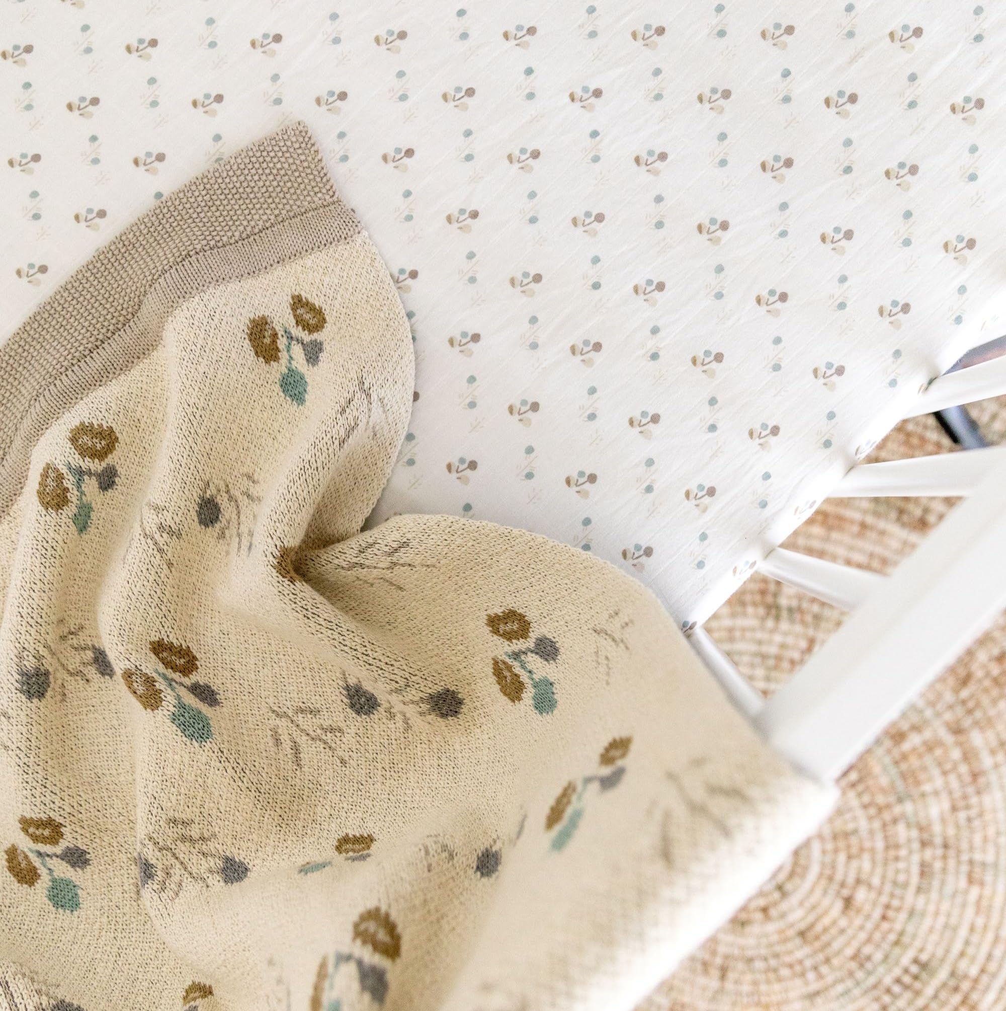 Crane Baby Accesorio para habitación Infantil, 100% algodón orgánico, Estampado Floral, Unisex, Reversible, imprescindible para bebé
