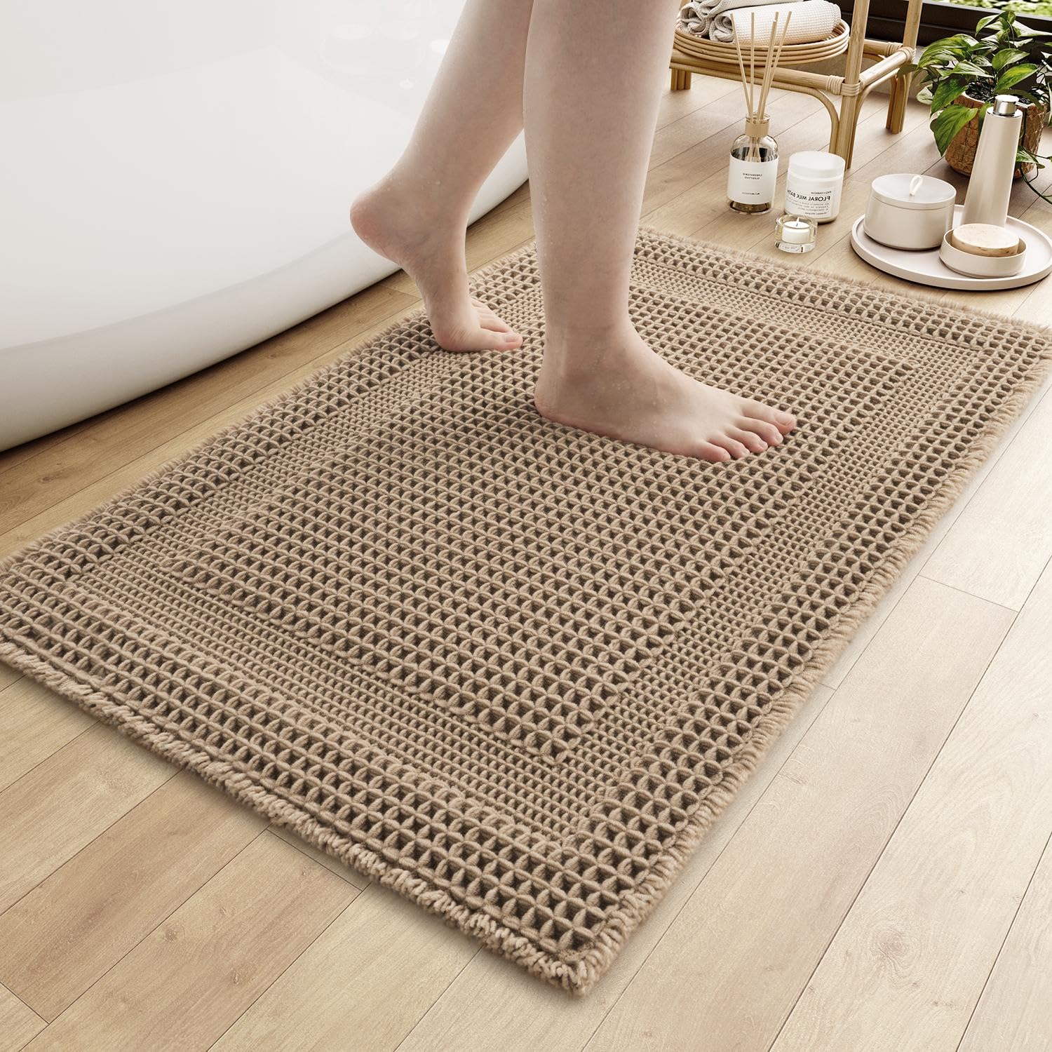 PADOOR Waffle Bath Mat, Super Absorbent Bath Mats for Bathroom Non Slip Washable Bathroom Rug Ultra Soft Boho Bathroom Mat with Tassels, 18''x30'', Beige