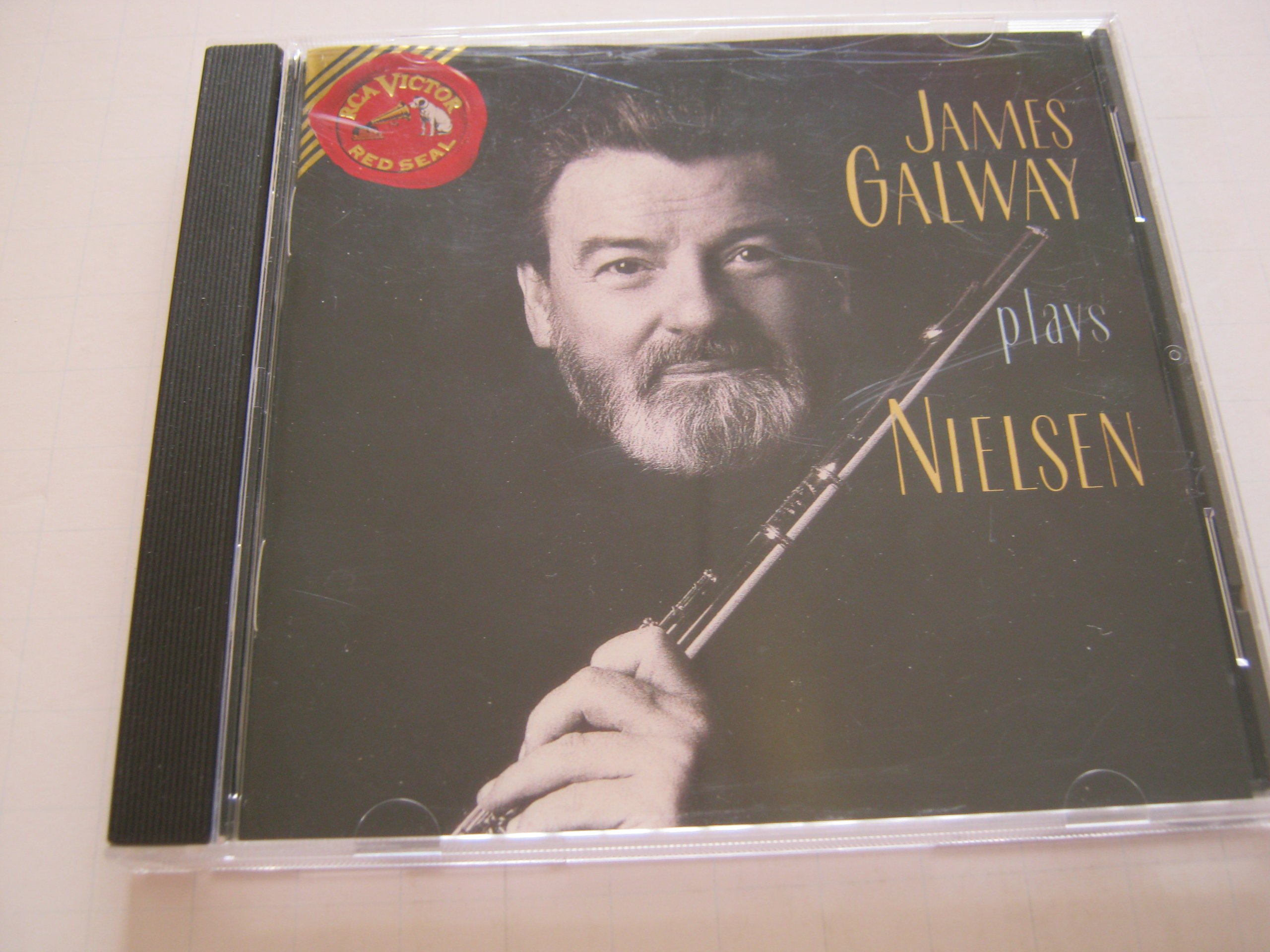 Plays Nielsen [Audio CD] James Galway