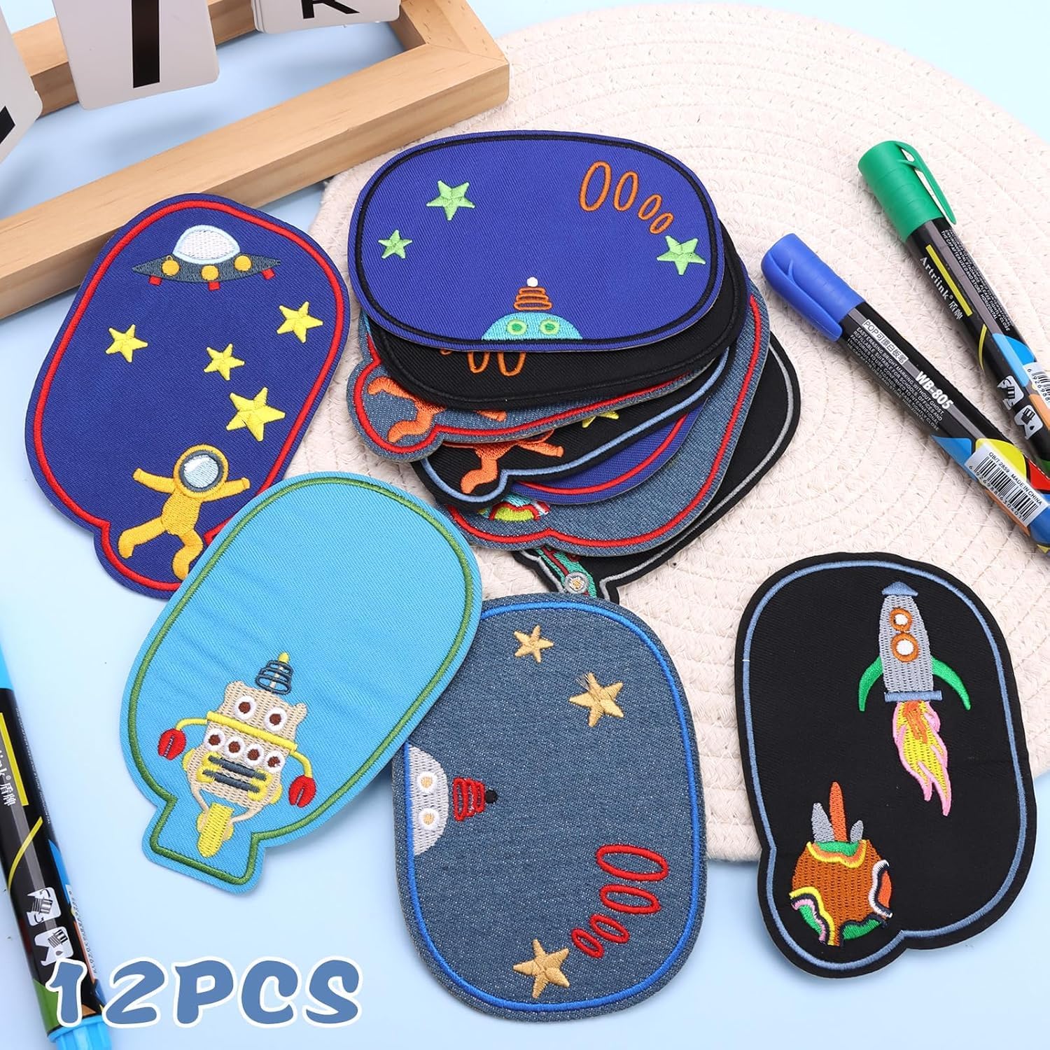 PH PandaHall 40pz Toppe Termoadesive Stelle Glitter Toppe con Strass Adesivi per Tessuti, 8 Stili Applicazioni Strass Adesive per Tessuti a Stella per Borse, Zaini, Jeans, Giacche