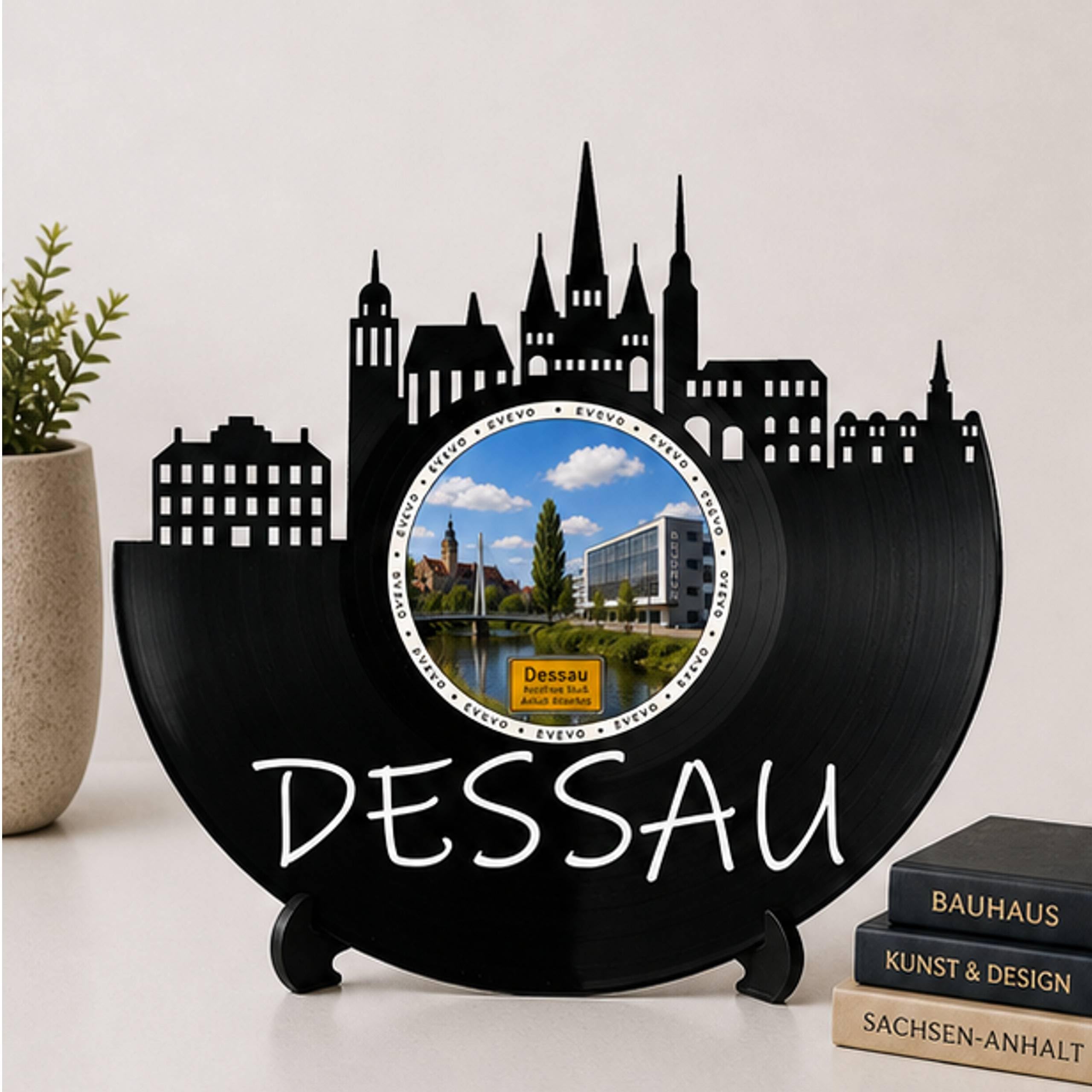 EVEVO Dessau D0041 - Decorazione da parete in vinile, motivo skyline della Sassonia di Anhalt, regalo per gli appassionati di Dessau, per gli amanti dell'architettura