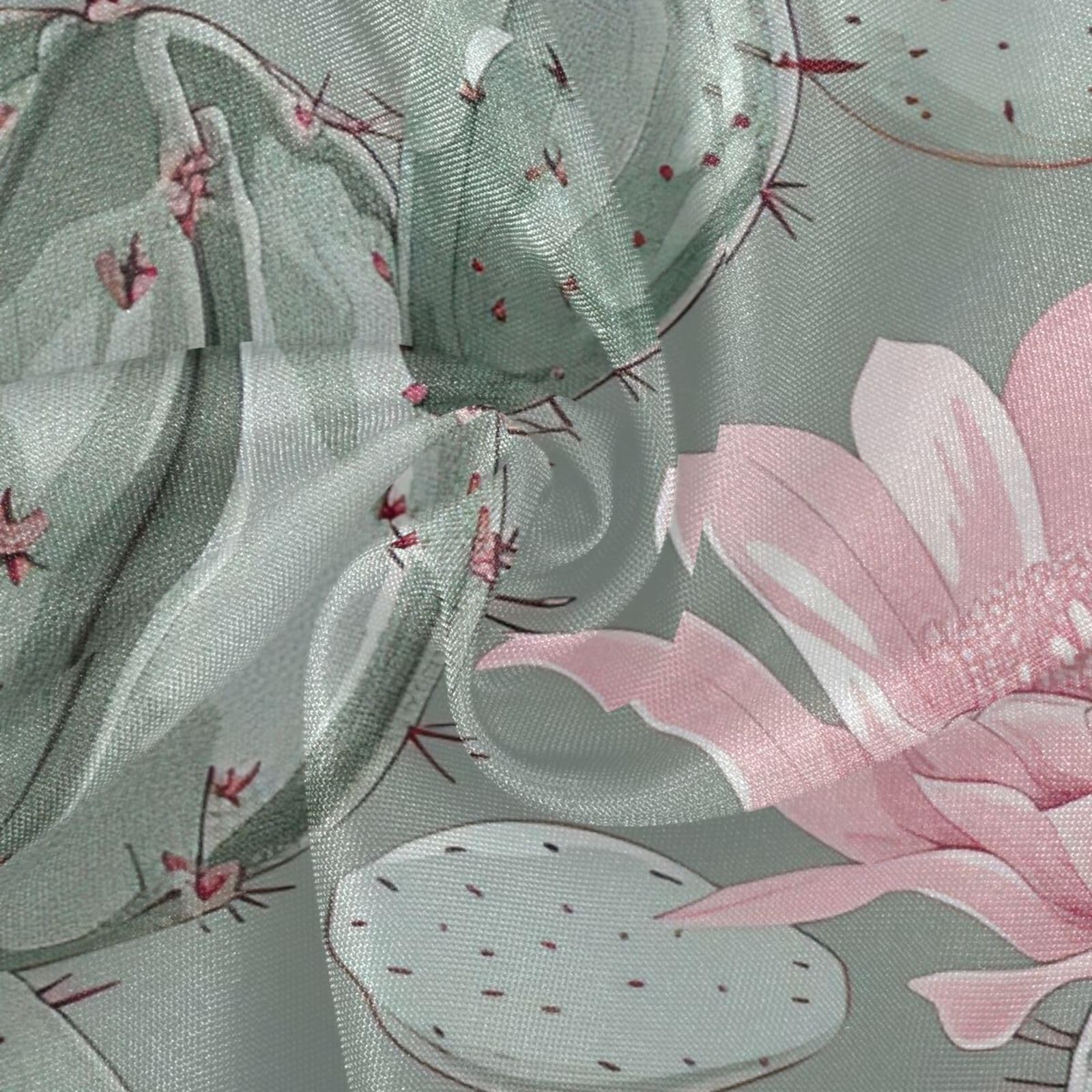 Wajiw 60 Inch Indoor Outdoor Round Tablecloth with Umbrella Hole and Zipper Waterproof Patio Table Cover for Camping Dining Room Party Outdoor Picnic,Cactus