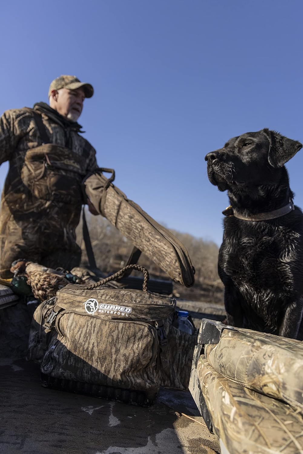 Cupped Waterfowl Floating Blind Bag, Hunting Blind Bag with Water-Resistant Shell and Foam Lining for Flotation