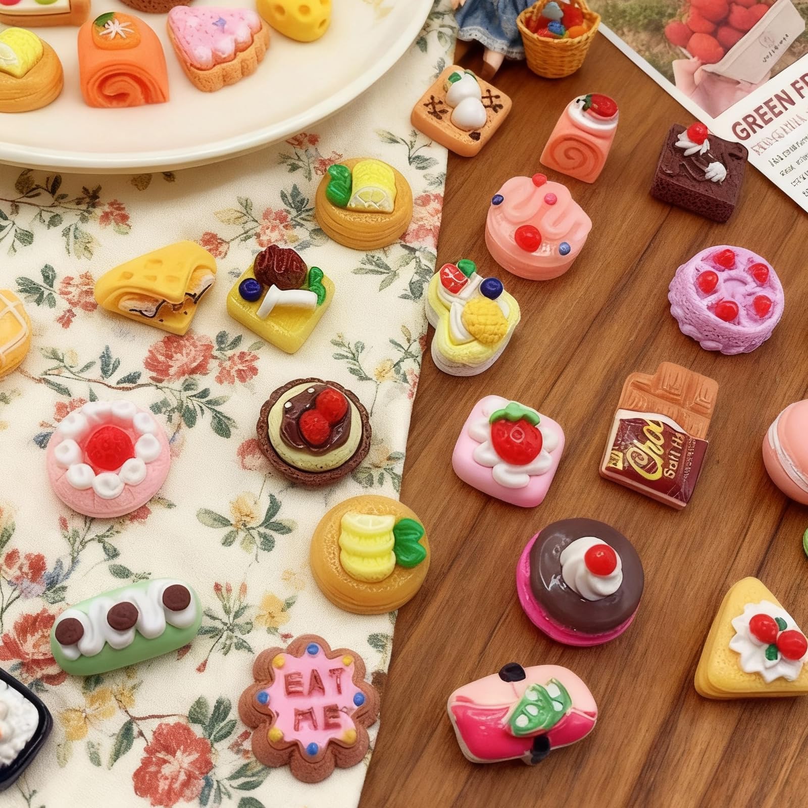 50 sztuk miniaturowych posiłków i napojów 1:12 akcesoria do domku dla lalek z żywicy, zabawka z napojami, chleb, ciasto, lody, miniaturowe akcesoria kuchenne dla chłopców i dziewczynek