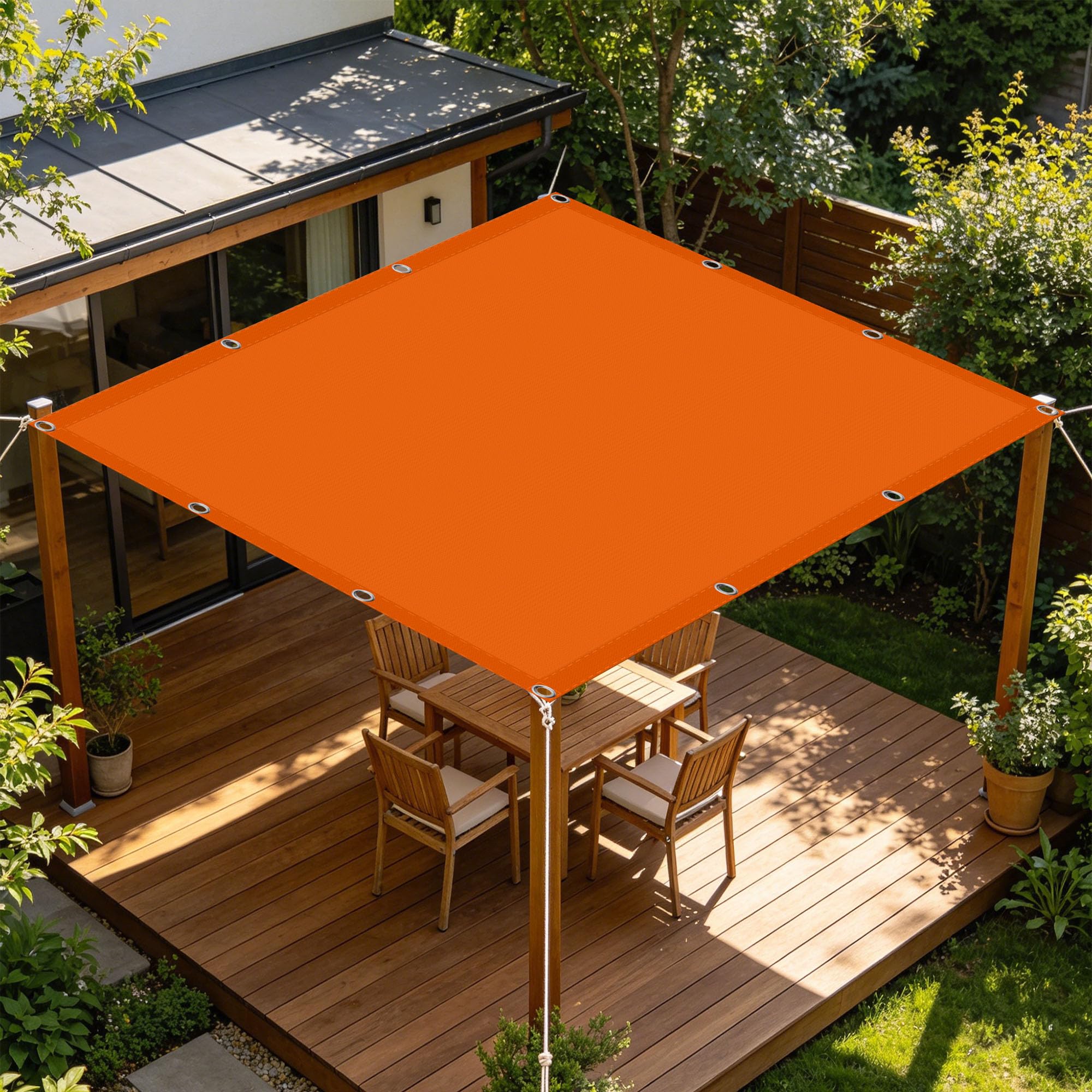 Voile d'ombrage contre la chaleur sur terrasse et balcon orange