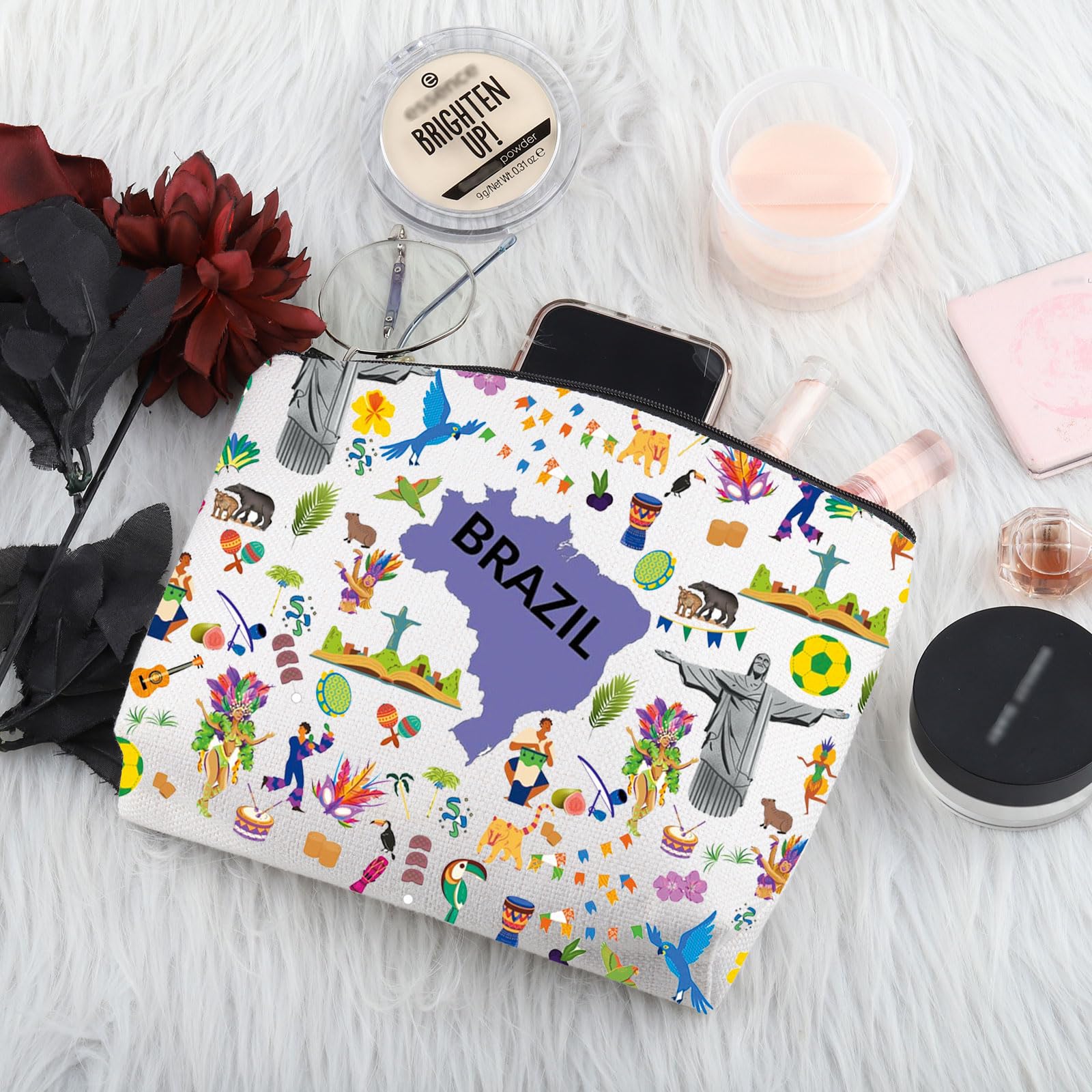 PYOUL Brazil Lover Gift Brazil Icons Makeup Bag Moving to Brazil Cosmetic Bag Welcome to Brazil Souvenir Gift Brazil Vacation Gift (Brazil Icons Bag) - Image 4