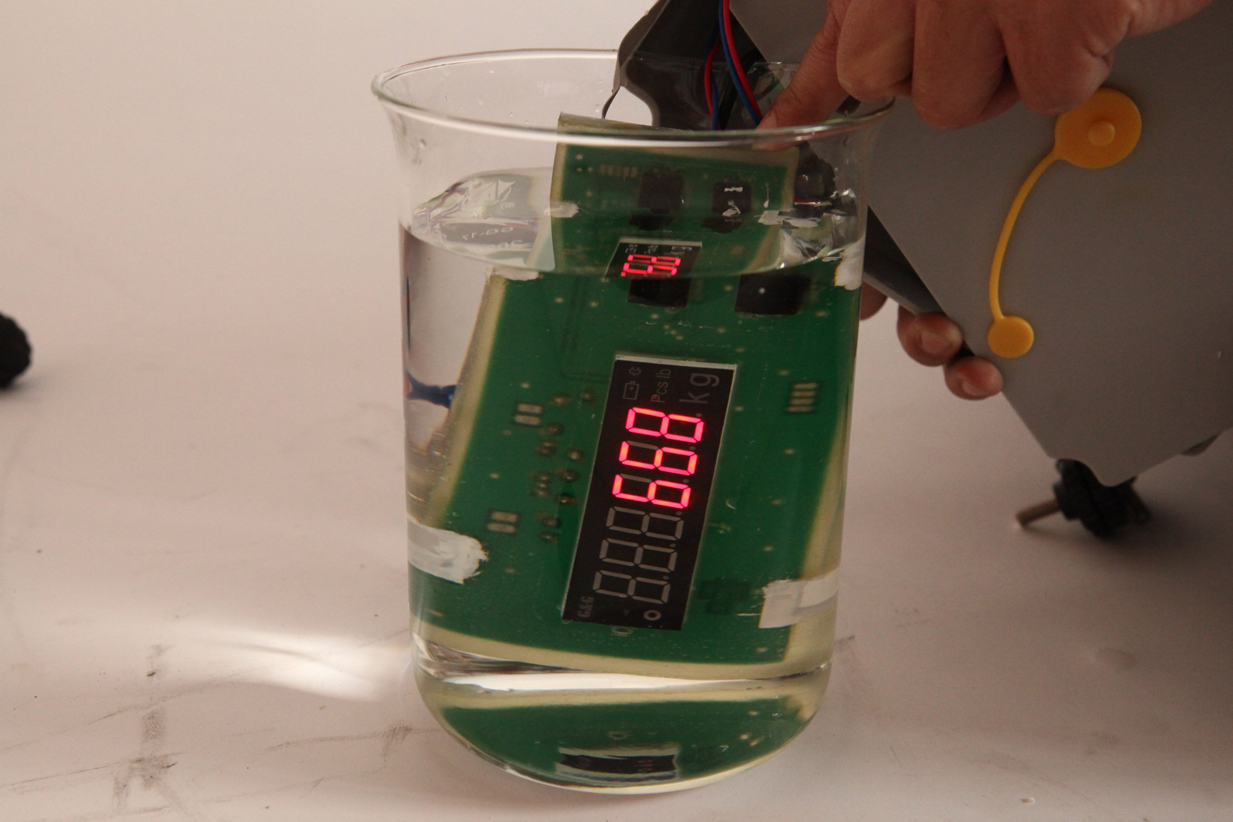 G&G 3kg/0,5g ES Baureihe, IP67 wasserdichte & staubdichte Küchenwaage, Präzisionswaage Industriewaage Tischwaage
