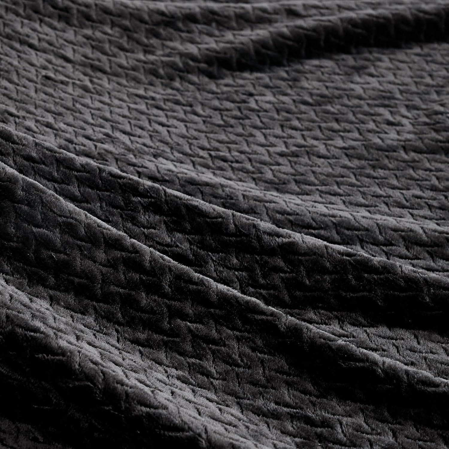 Oversized King Fleece Blanket 120x120 Inches, Seamless Soft Cozy 3D Jacquard Flannel Blanket 10'x10' Extra Large for Bed, Sofa, Couch, Travel & Camping, California King Throw, Black Leaf - Image 4