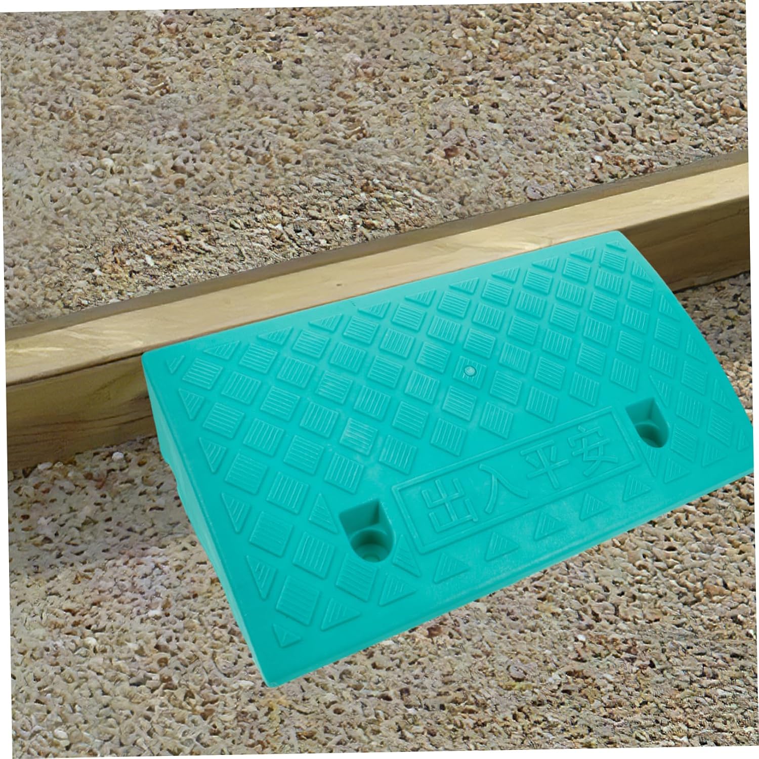 SOLUSTRE Portable Lightweight Ramp for Wheelchairs Skateboards Atvs Easy to Install High Load Capacity Compact for Doorways Driveways Green