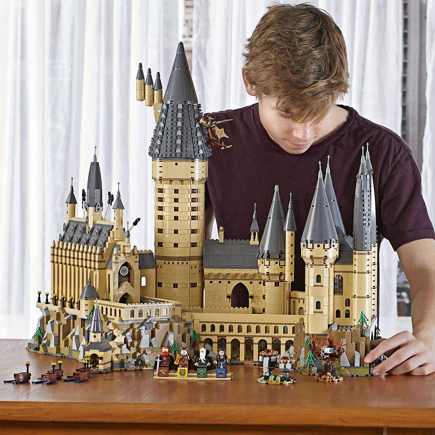 LEGO Harry Potter Zamek Hogwart 71043 | Model zamku, zestaw kolekcjonerski, prezent dla fana Harry’ego Pottera 16+, zestaw klocków konstrukcyjnych, 6020 elementów