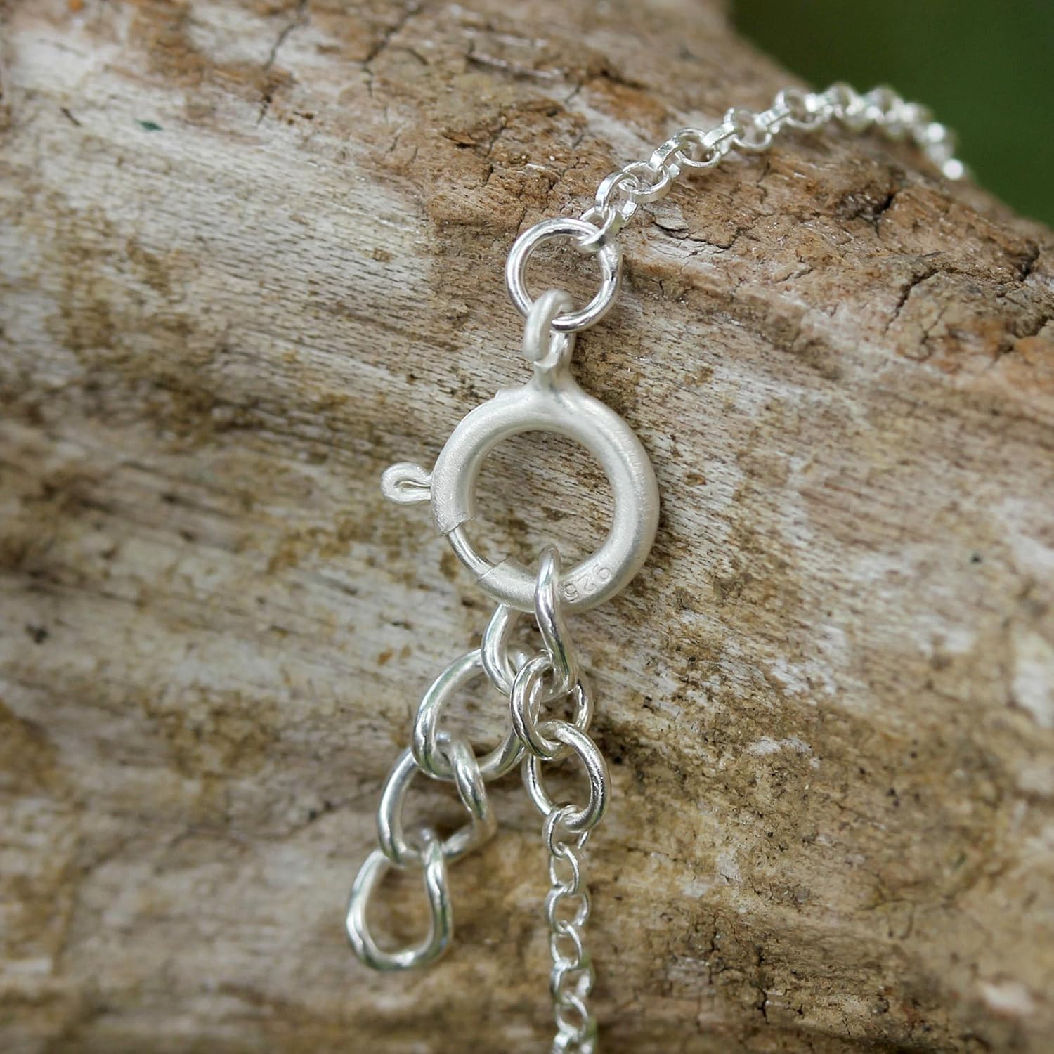 NOVICA Artisan Handmade Sterling Silver Station Bracelet Heart Shaped from Thailand [1.5 in L x 0.6 in W] ' Puzzling Hearts'