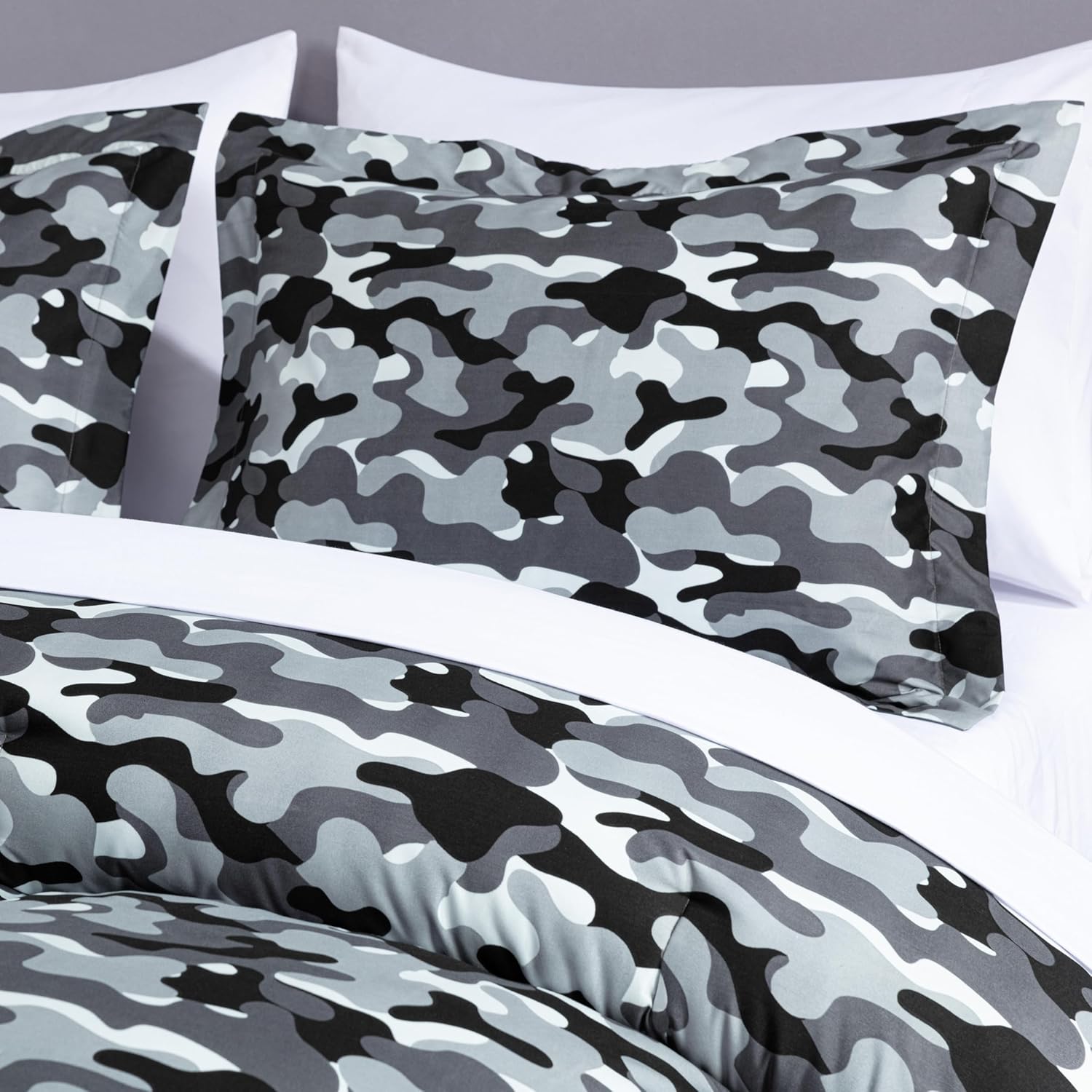 Chezmoi Collection Soft Microfiber Printed Military Camo Bedding Set 2-Piece Black Gray Camouflage Comforter Set, Twin Size