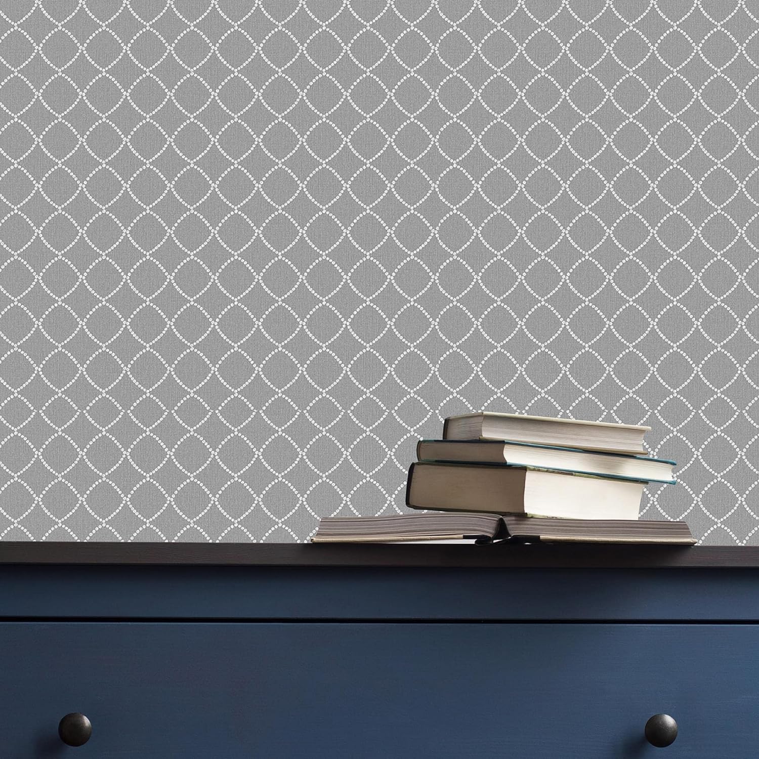 Super fresco Lilibet Geometric Grey Wallpaper Charcoal Wallpaper
