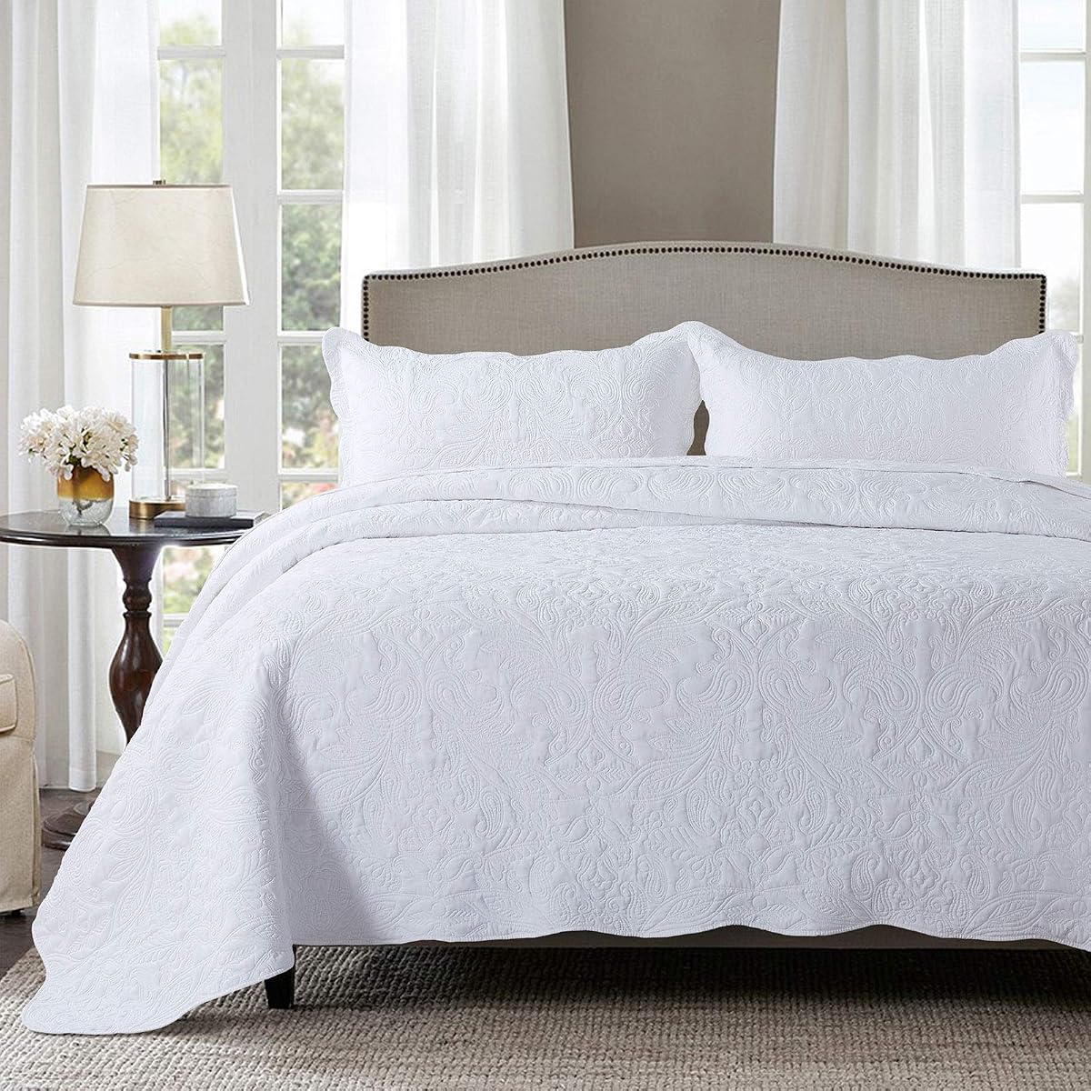 HoneiLife Quilt Set Queen Size - 3 Piece Embroidered Microfiber Bedspread Reversible Coverlet Lightweight Bedcover Paisley Pattern Bedding Set All Season Quilts-White