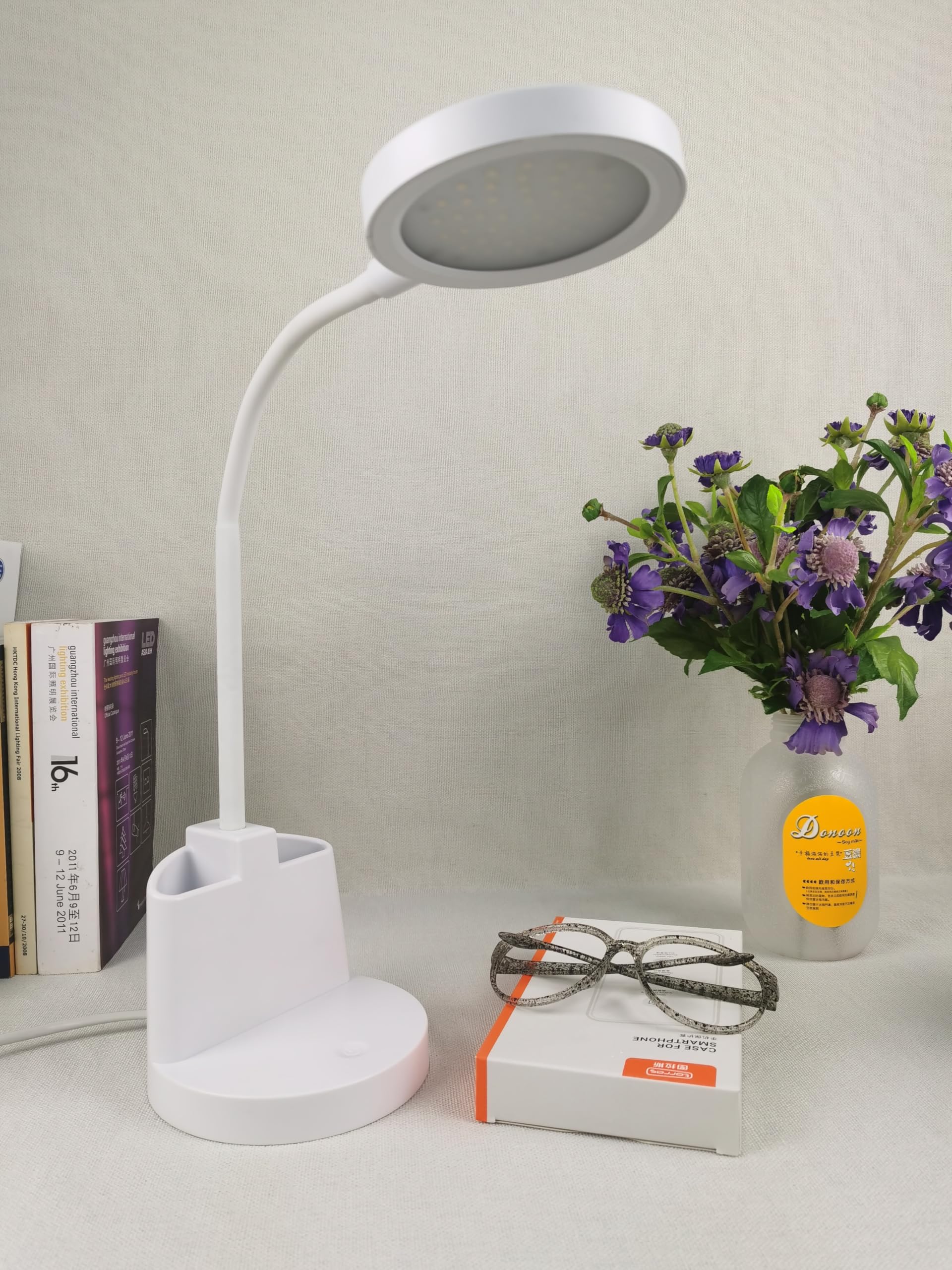 Velamp Lampe de bureau LED 7 W avec interrupteur tactile et porte-stylos. Blanc