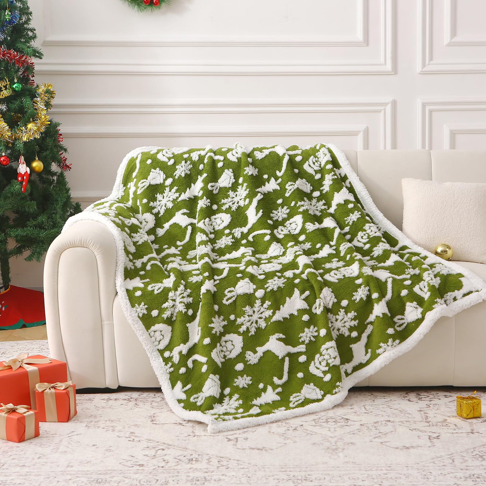 DREAMLANDING Sherpa Fleece Blanket Sofa Throw Double-Sided Super Soft Warm Throw Blanket For Bed, Sofa, Couch (Christmas Green, 130×150cm) — image 1