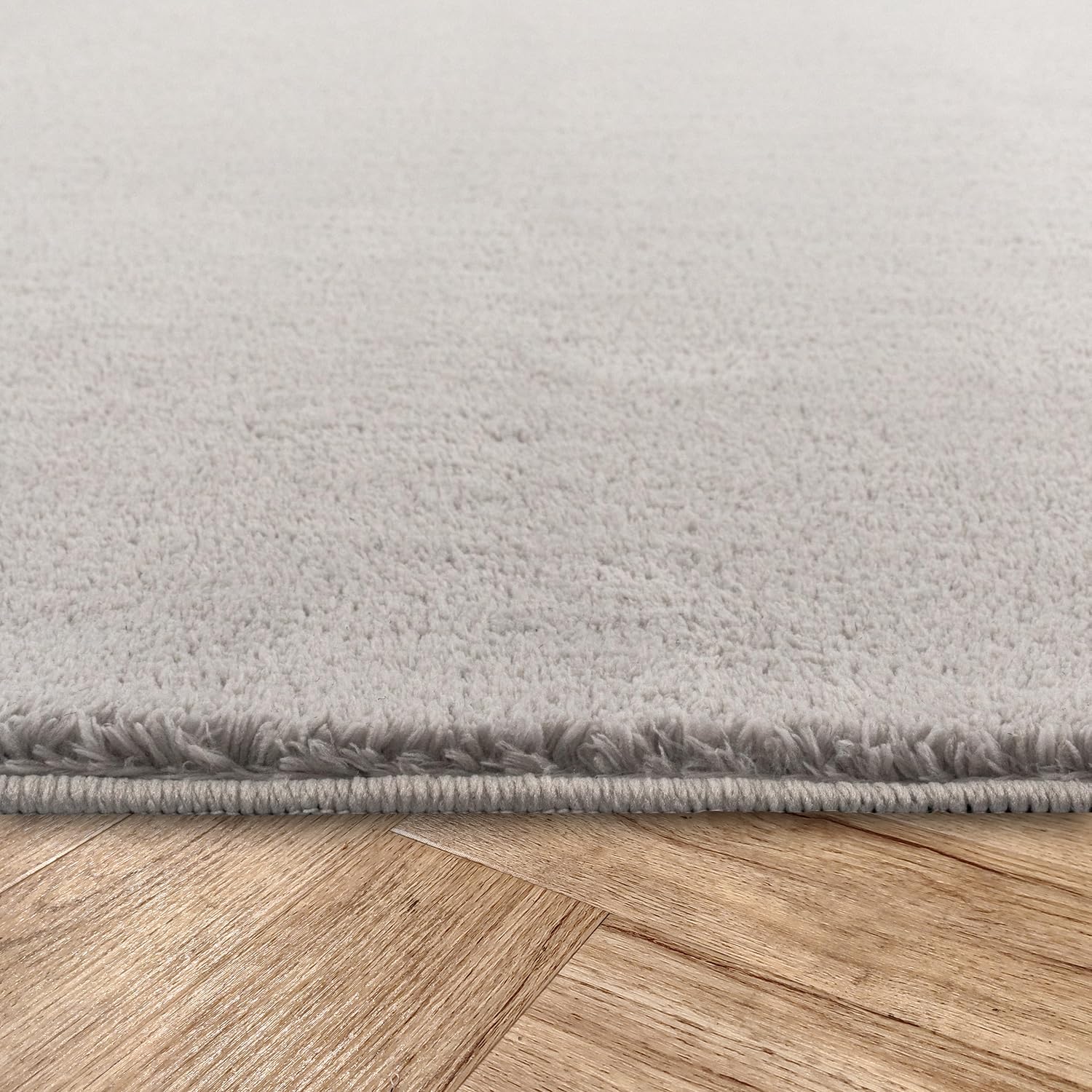 Tapis à poils courts - Gris - 160 x 220 cm - Lavable - Doux - Antidérapant - Pour salon, chambre à coucher - Aspect fourrure - Facile d'entretien - Tissu plat moderne et élégant - Couleur unie