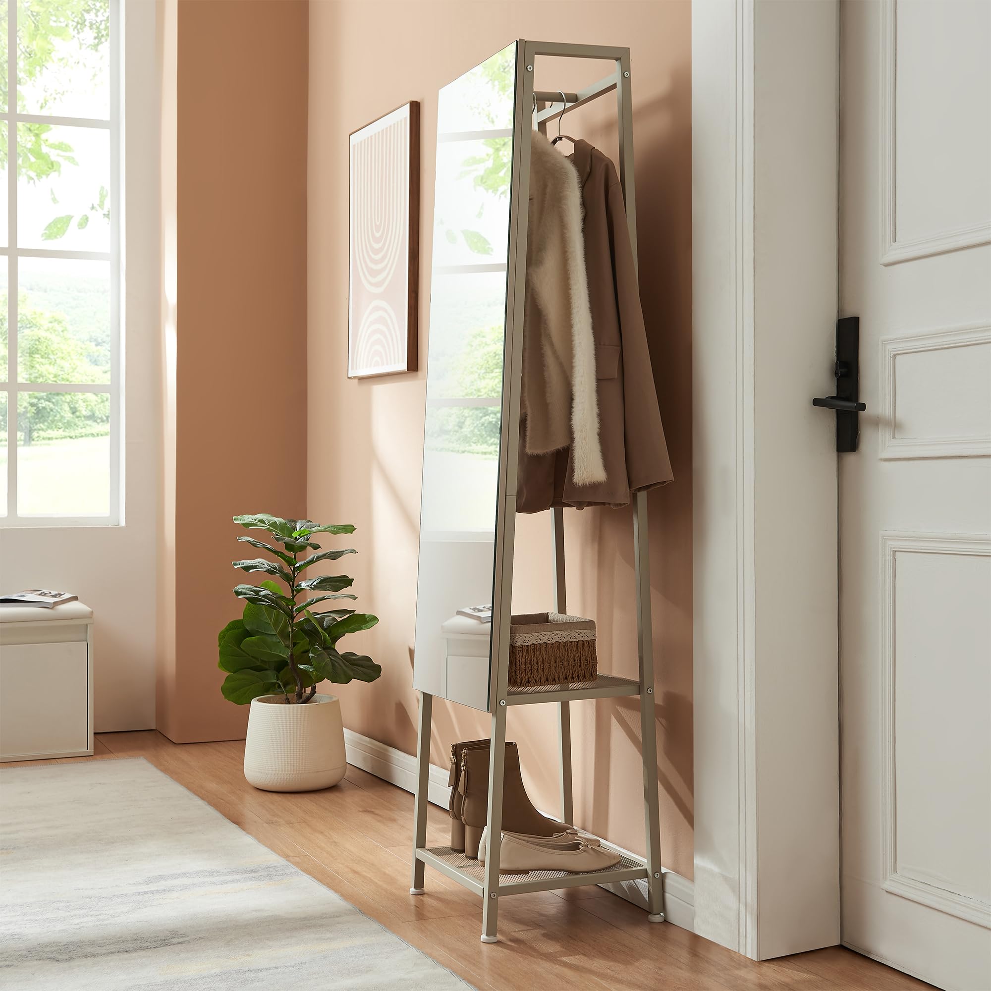 [en.casa] Standspiegel Ganzkörperspiegel Klilbojle 2-in-1 Garderobenspiegel mit Kleiderständer mit 2 Ablagen 160 x 40 x 35 cm eckig Kleiderstange Schlafzimmer Sandfarben