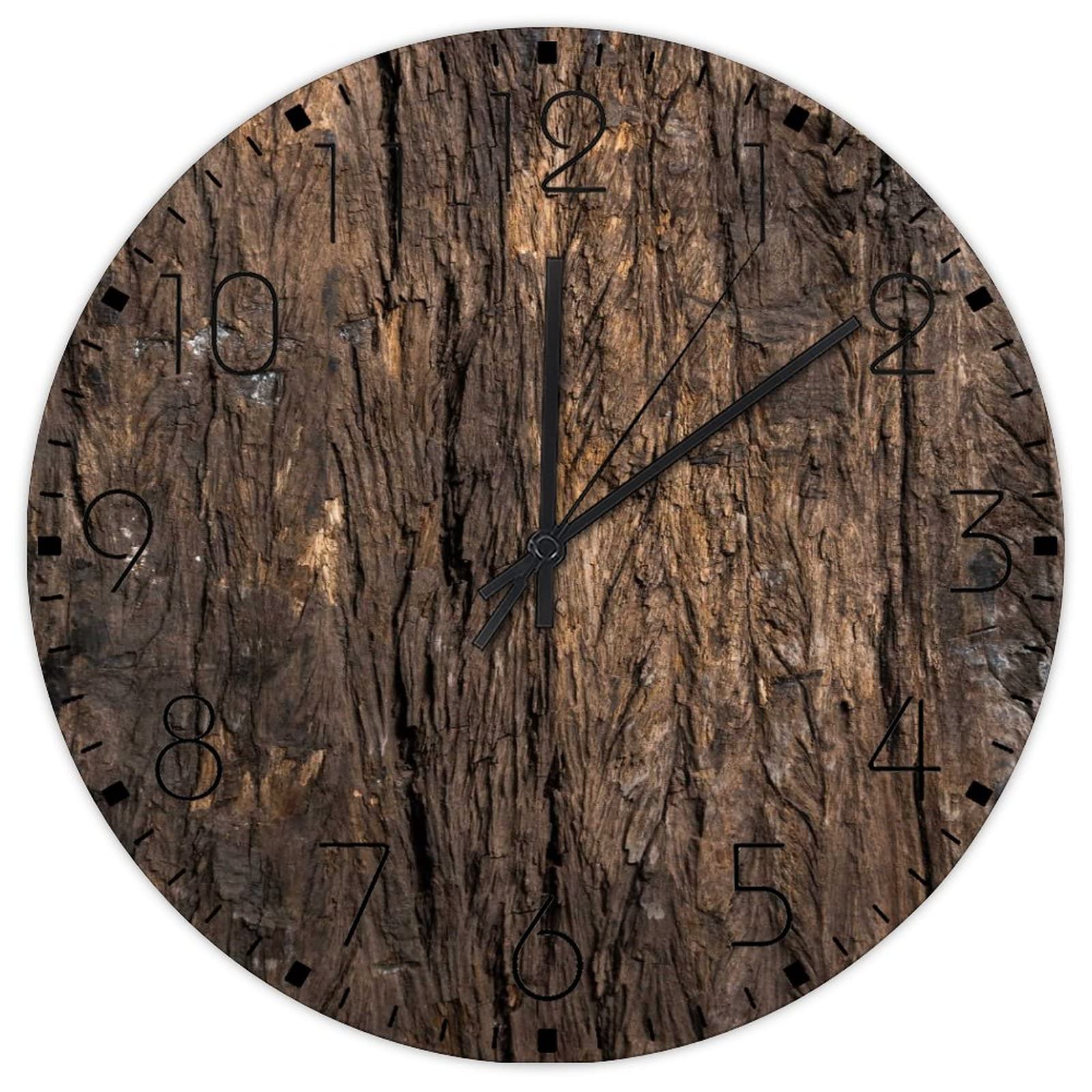 Horloge murale en bois avec grain naturel et finitions shabby chic